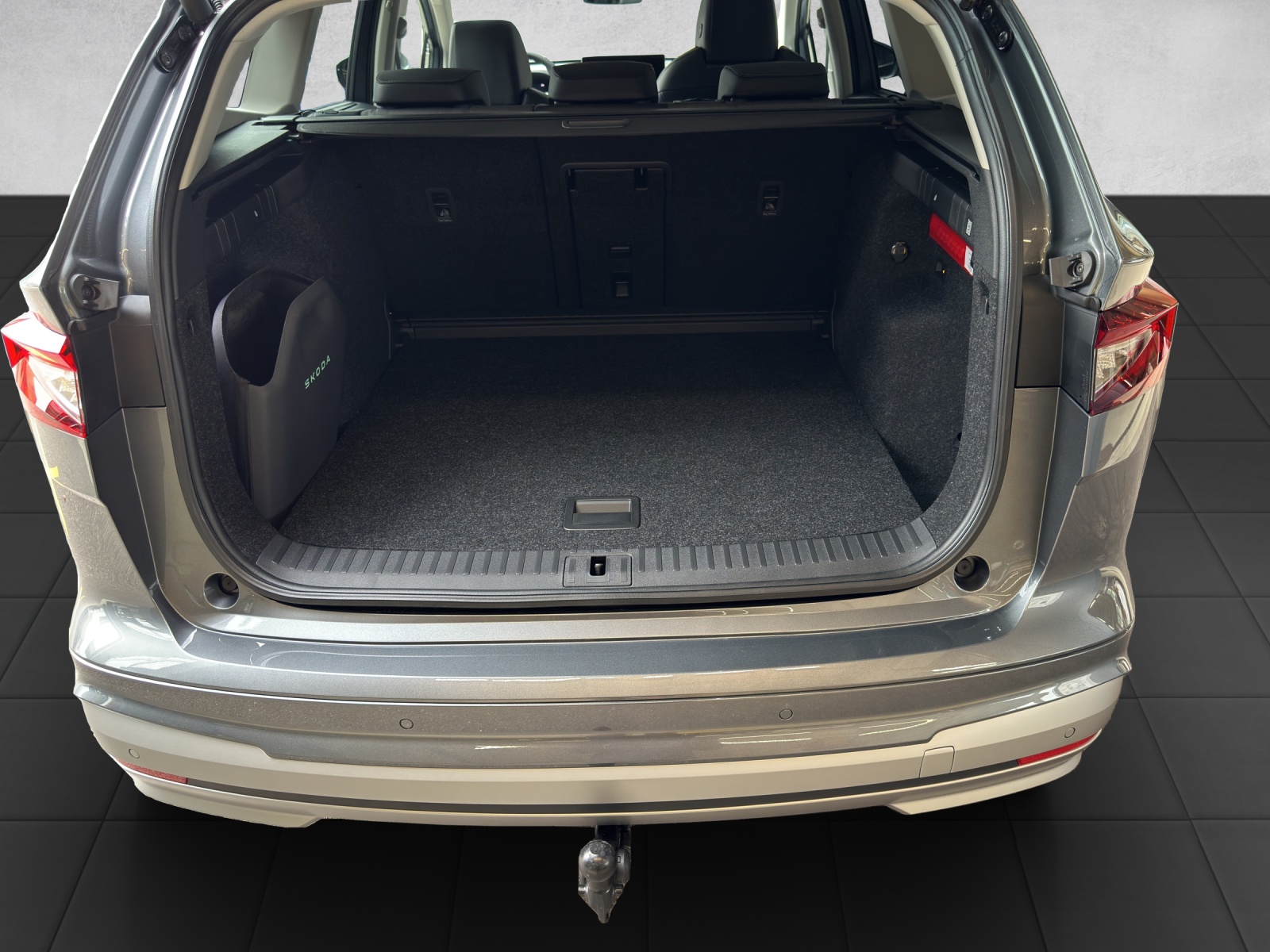 SKODA Enyaq 85 Dynamic-image-13