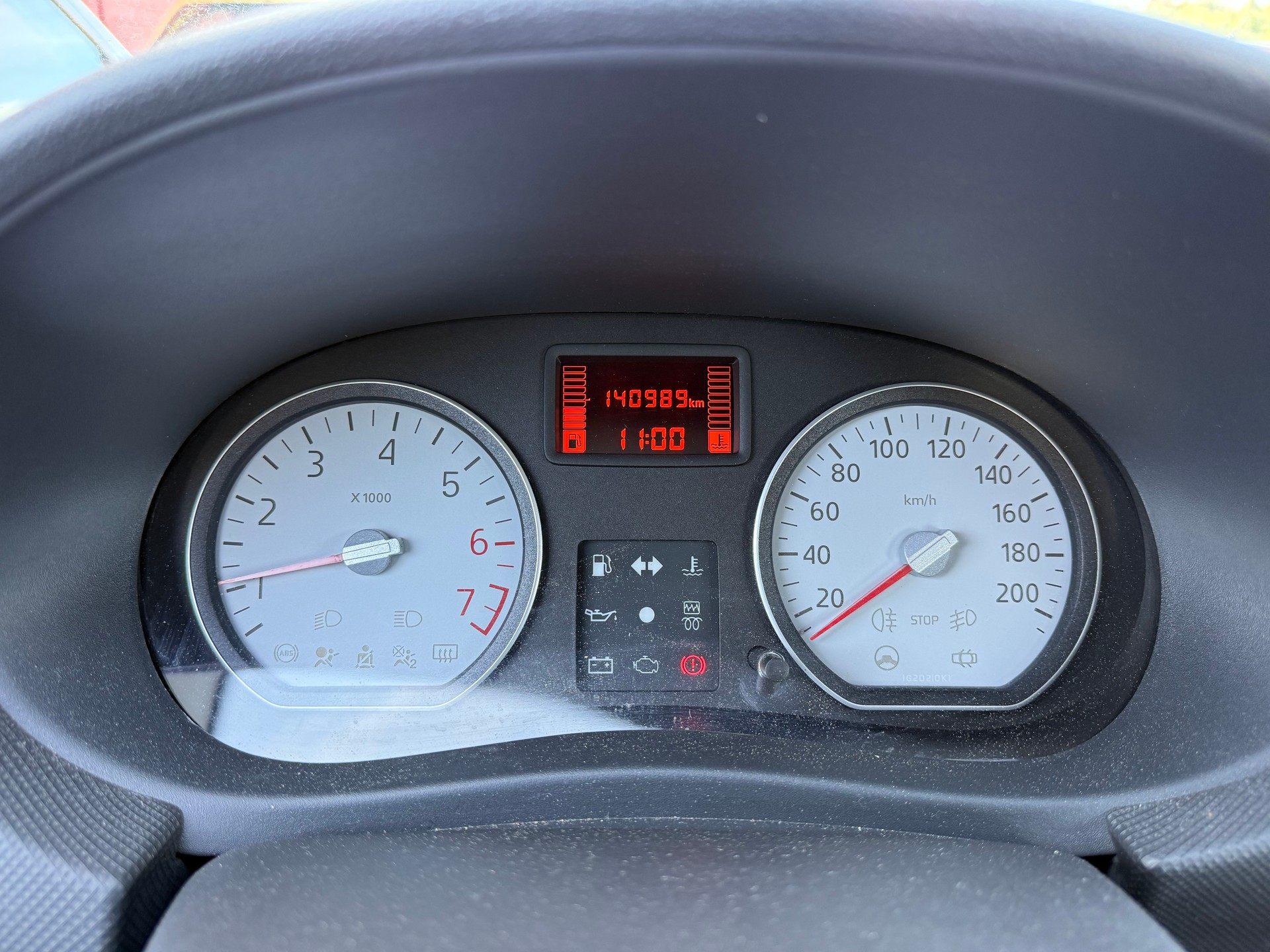DACIA Sandero 1.6 Lauréate-image-7