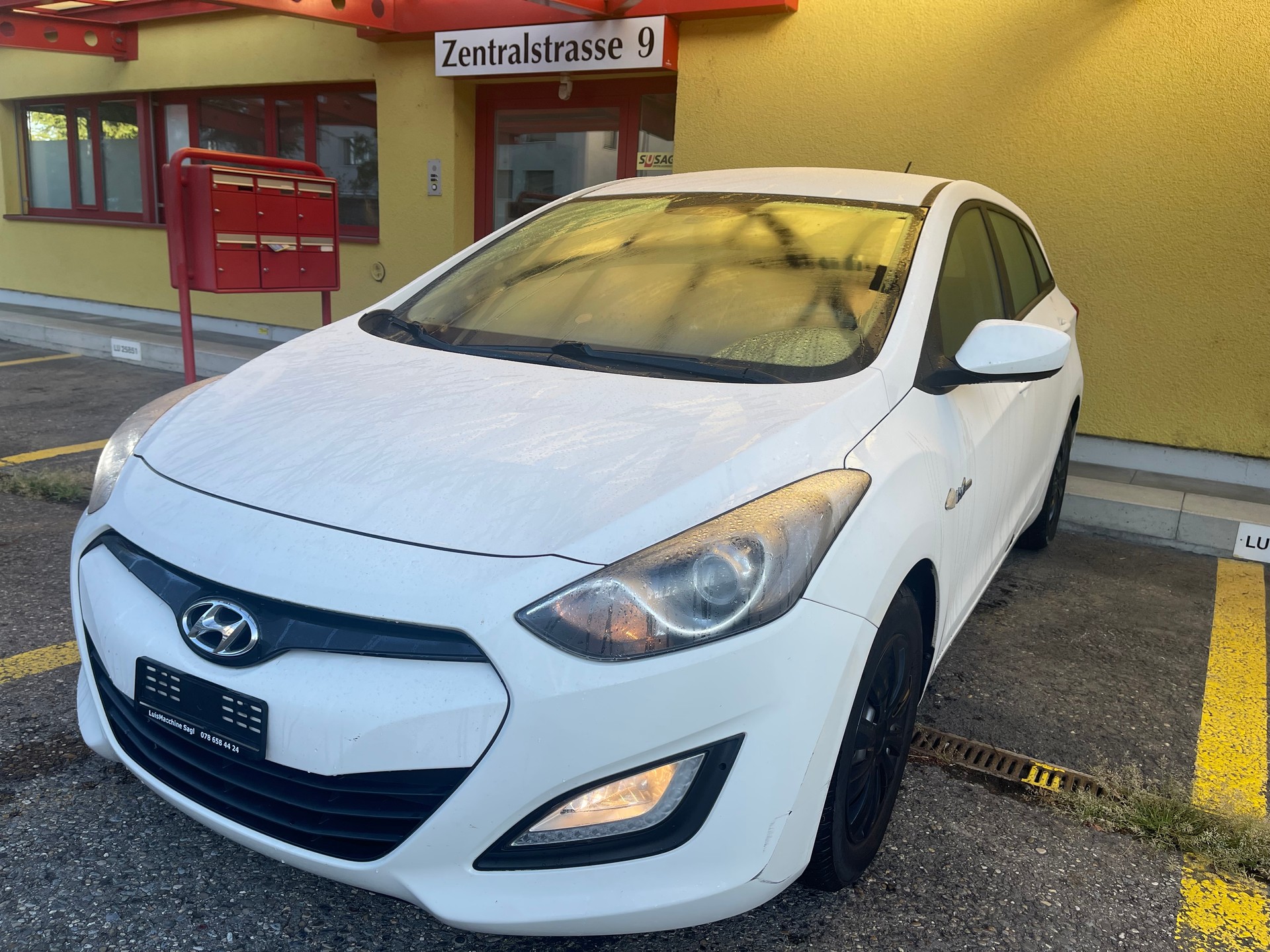 HYUNDAI i30 Wagon 1.4 Pica-image-9