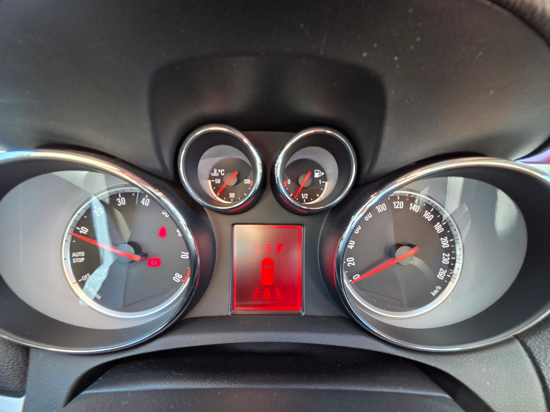 OPEL Mokka 1.4i 16V Turbo Drive 4WD-image-9