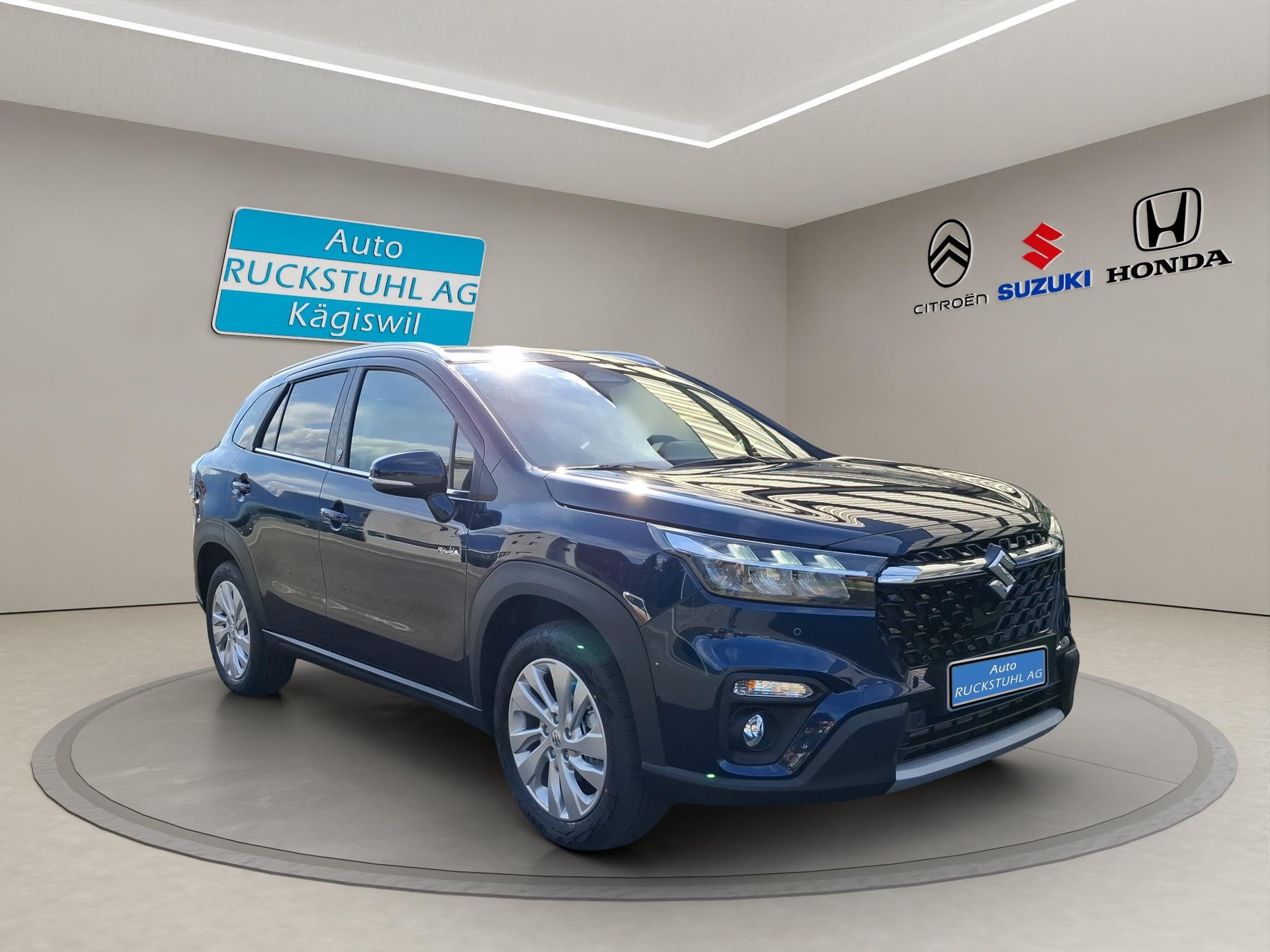 SUZUKI S-Cross 1.4 T Piz Sulai Hybrid 4x4-image-1