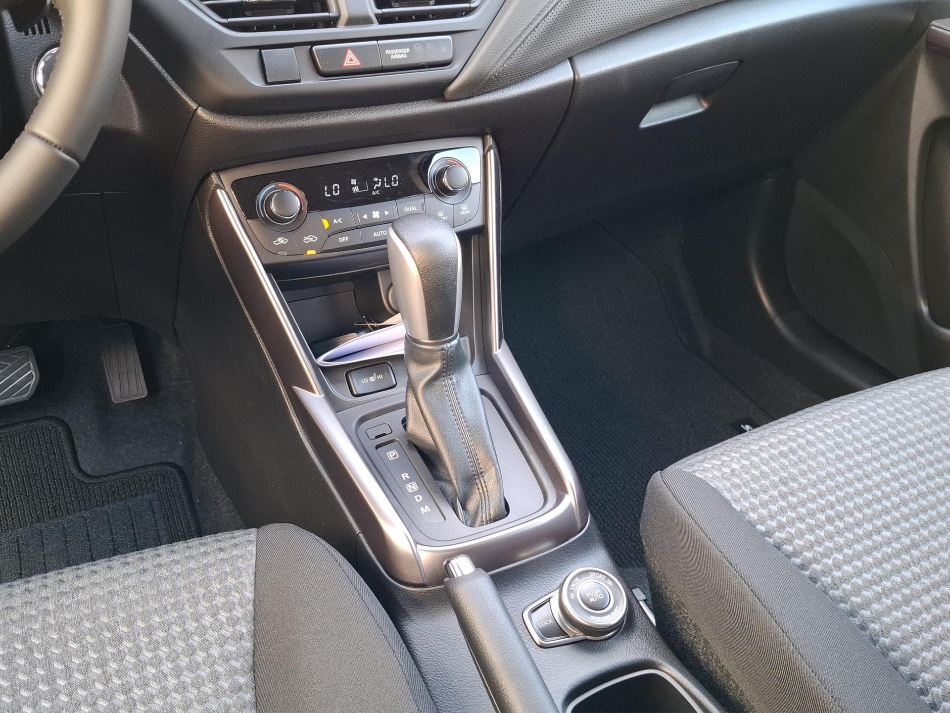 SUZUKI S-Cross 1.4 T Piz Sulai Hybrid 4x4-image-9