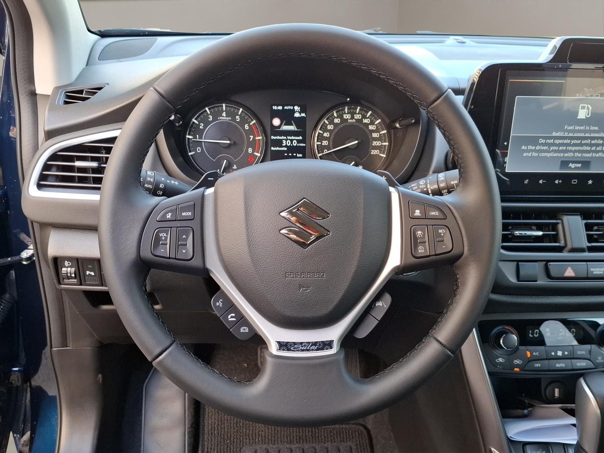 SUZUKI S-Cross 1.4 T Piz Sulai Hybrid 4x4-image-6