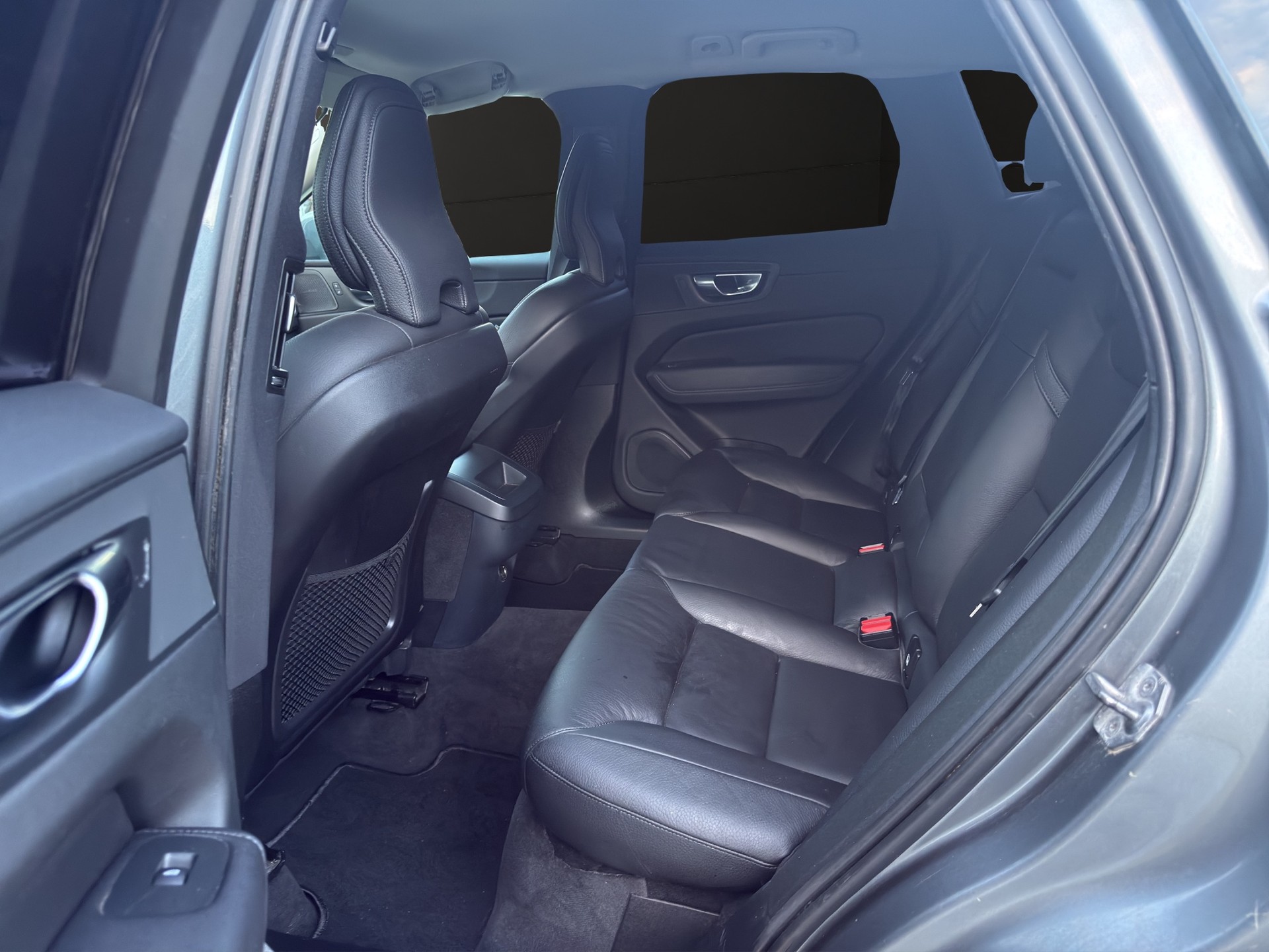 VOLVO XC60 T5 AWD Momentum Geartronic-image-15