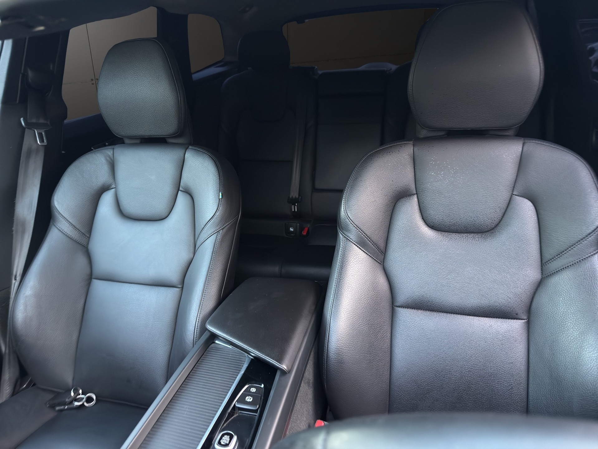 VOLVO XC60 T5 AWD Momentum Geartronic-image-12