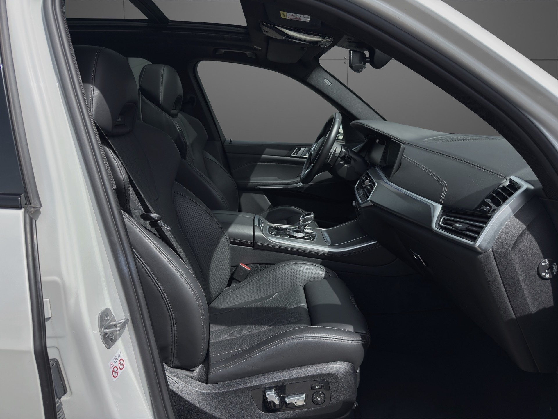 BMW X5 xDrive45e M Sport Steptronic-image-11