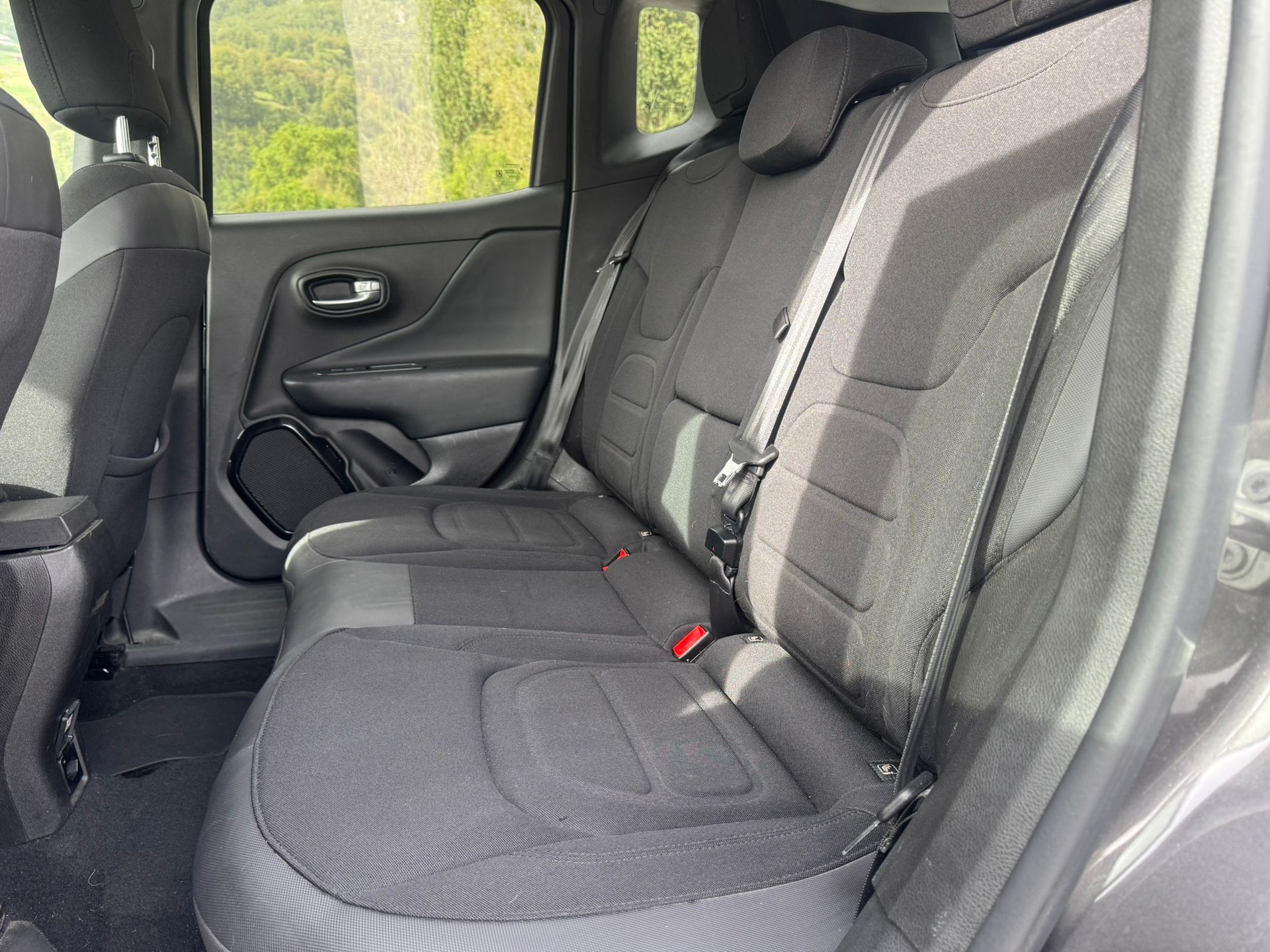 JEEP Renegade 2.0CRD Night Eagle 2 AWD-image-8