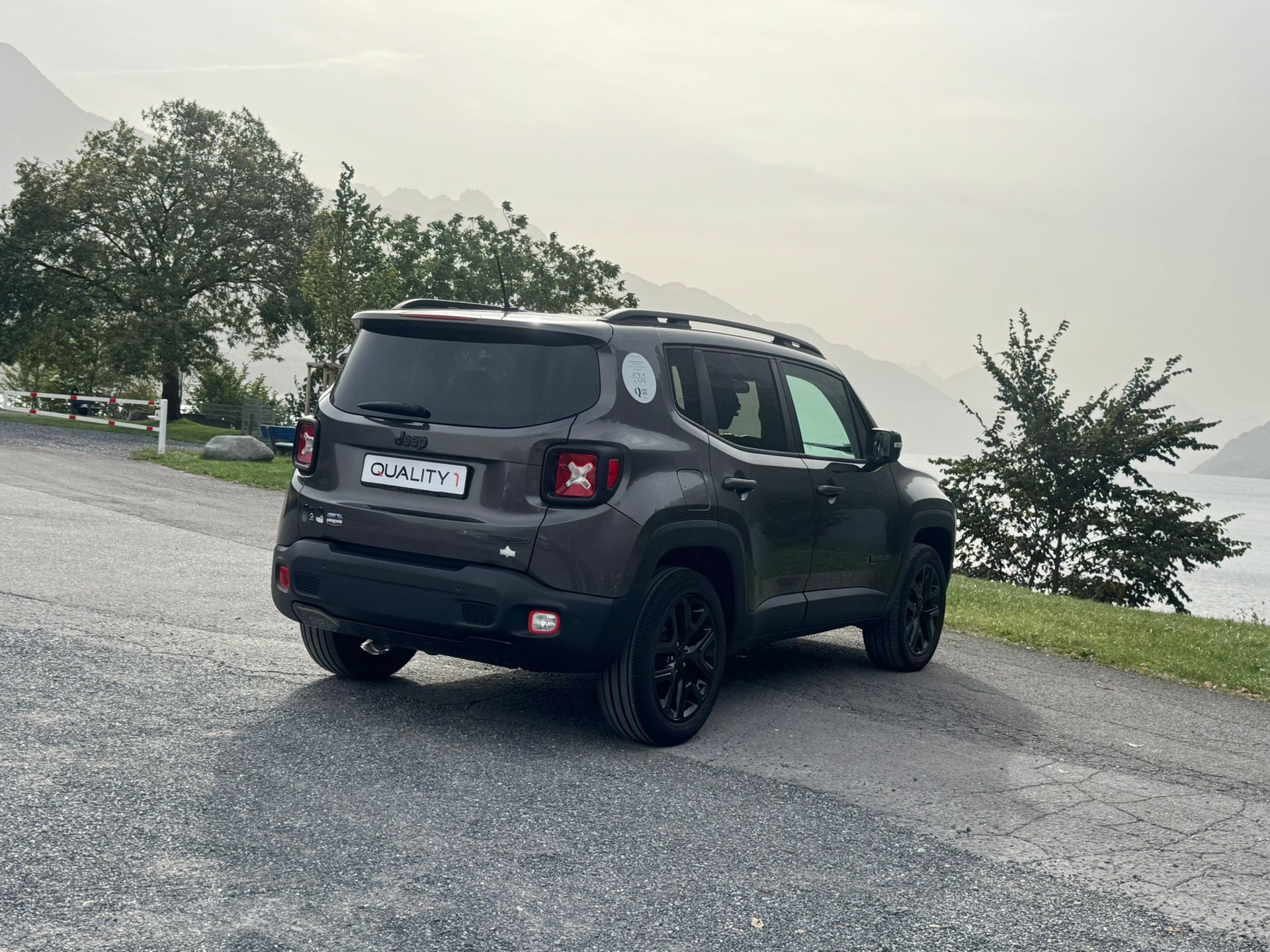 JEEP Renegade 2.0CRD Night Eagle 2 AWD-image-5
