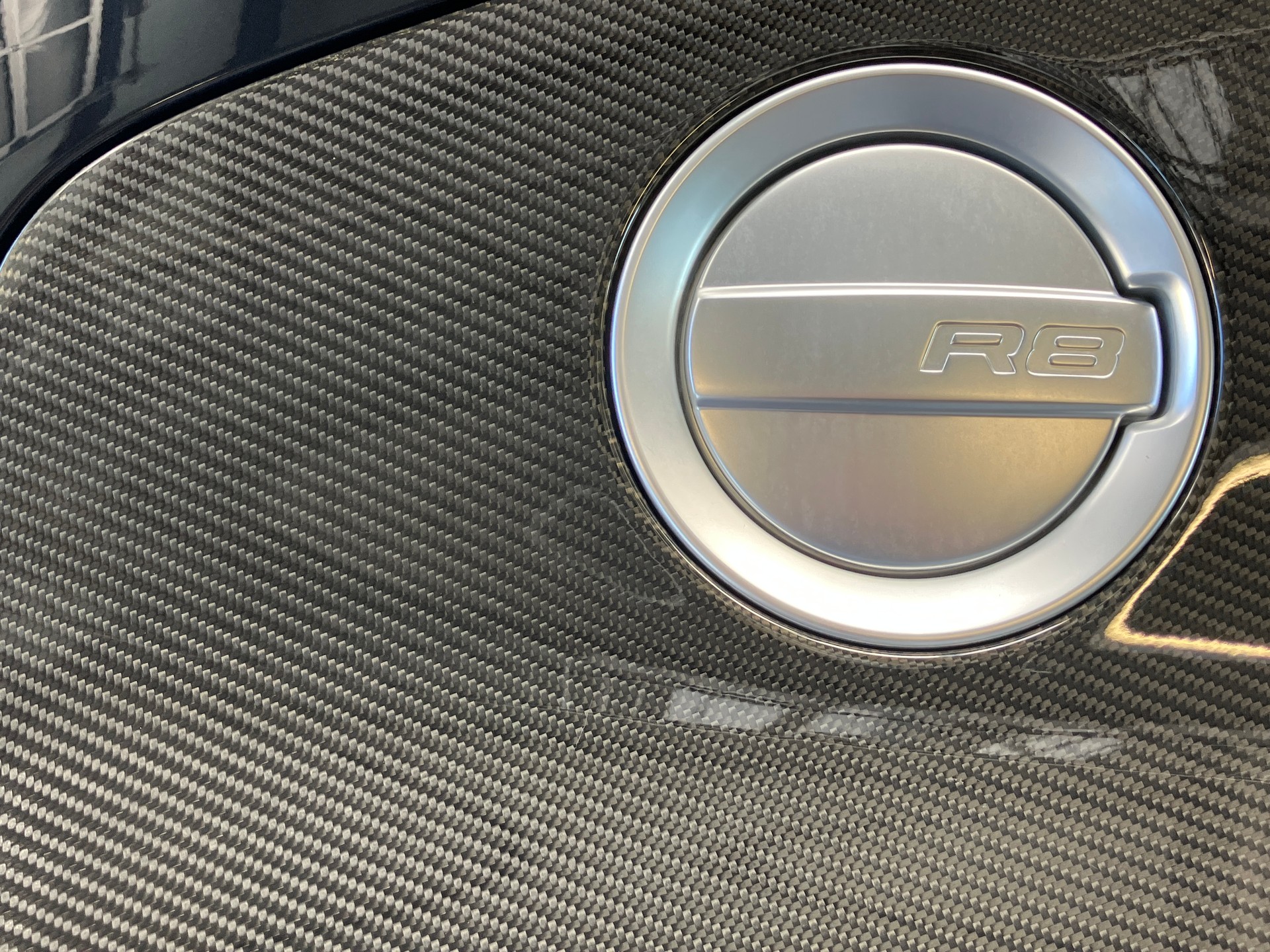 AUDI R8 Coupé 4.2-V8 R-Tronic-image-28