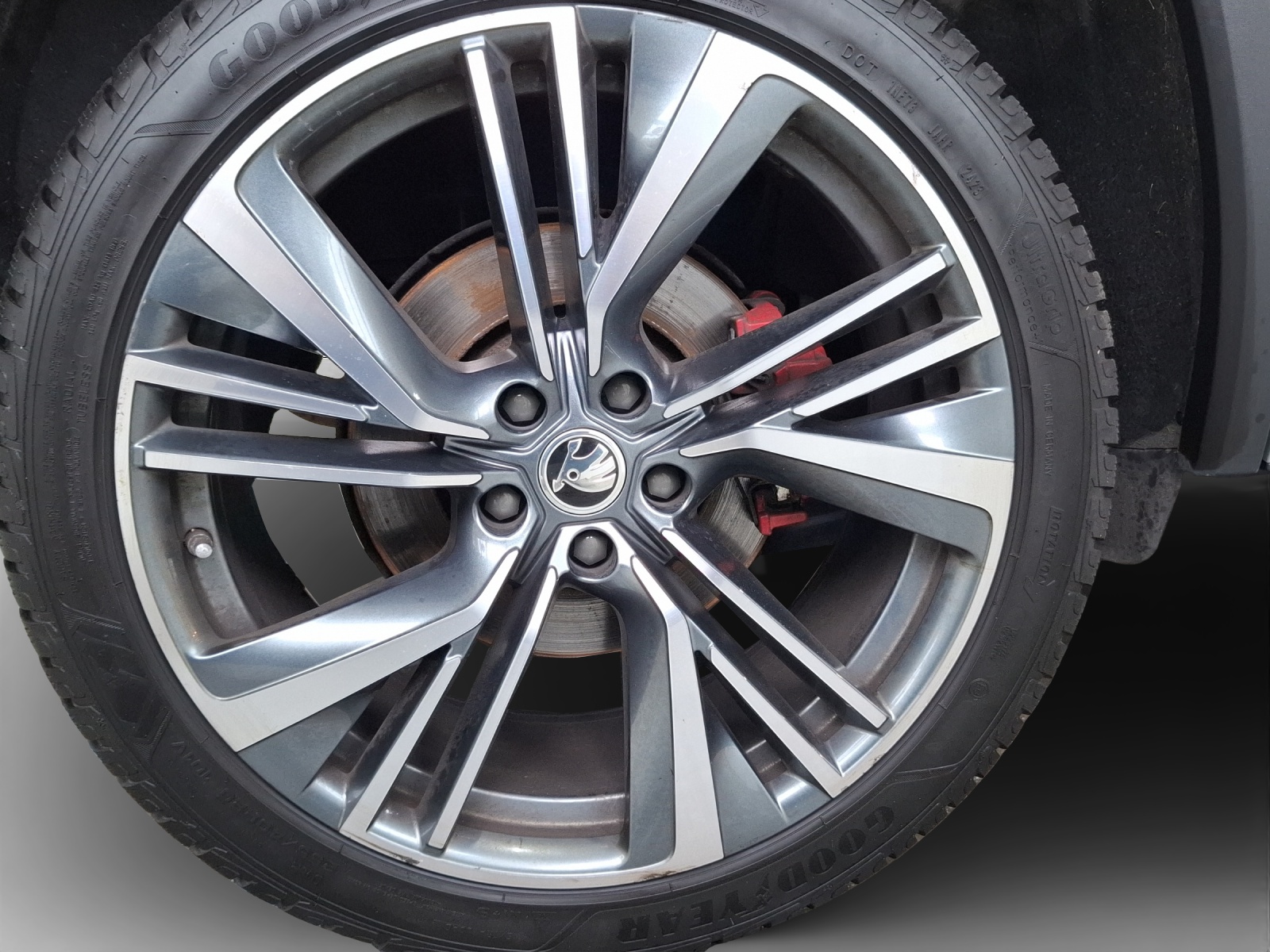 SKODA Kodiaq 2.0 TSI 4x4 RS-image-14
