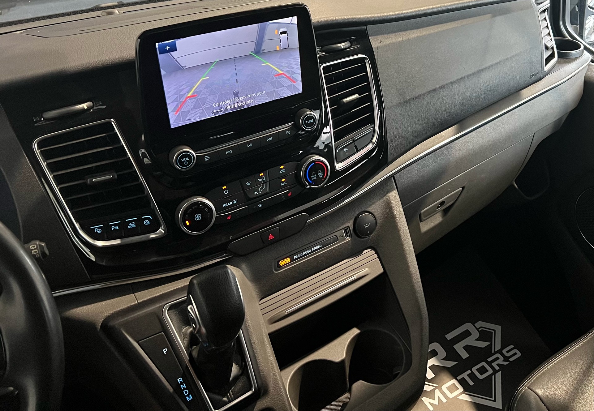 FORD Tourneo Custom 320 L1H1 Titanium X A-image-7
