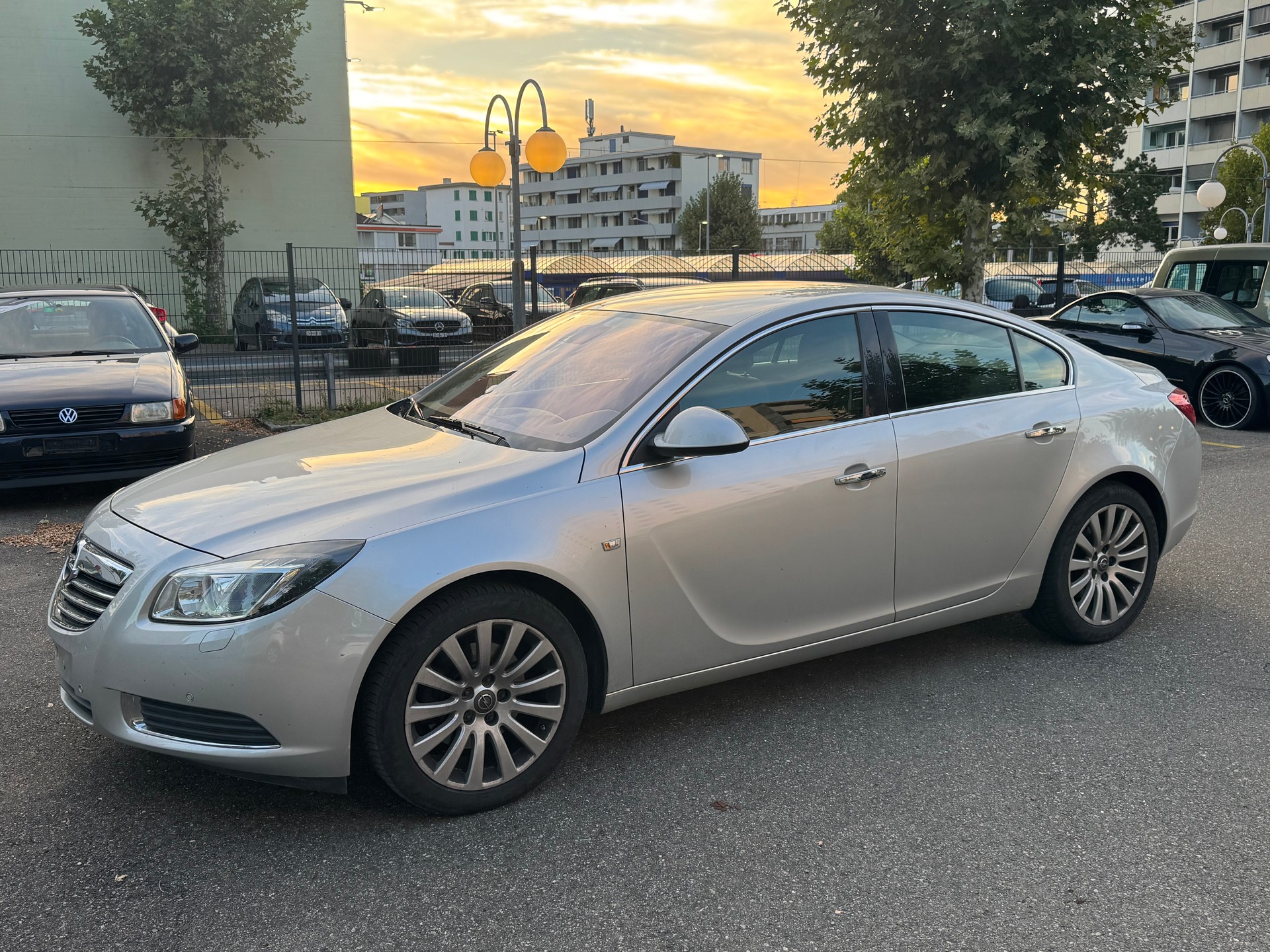 OPEL Insignia 2.0 Turbo Cosmo 4WD Automatic-image-0