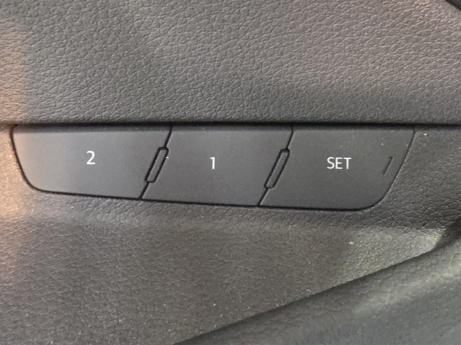 AUDI e-tron 55 Sportback Advanced quattro-image-14