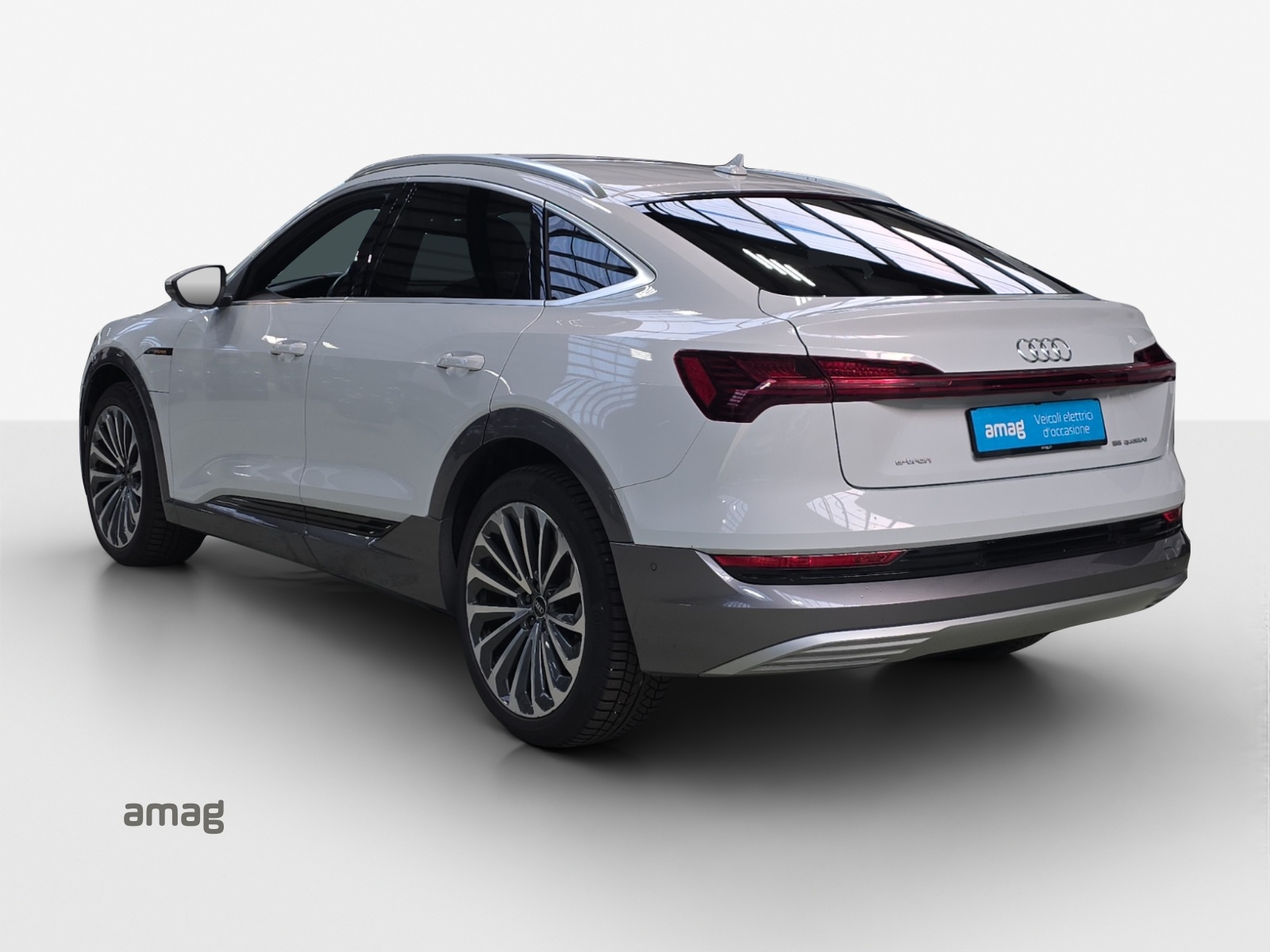 AUDI e-tron 55 Sportback Advanced quattro-image-3