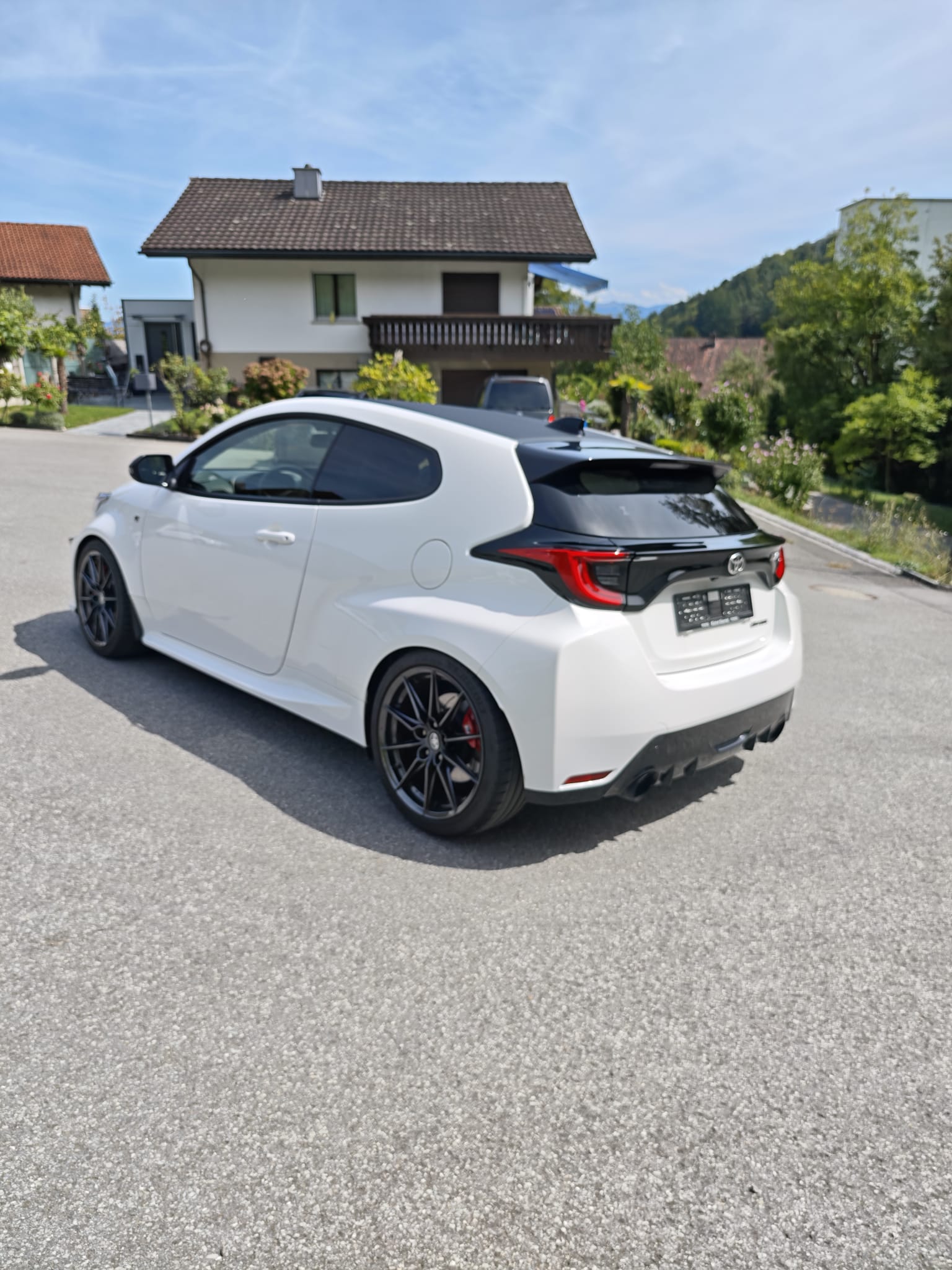 TOYOTA Yaris 1.6 GR Sport-image-7