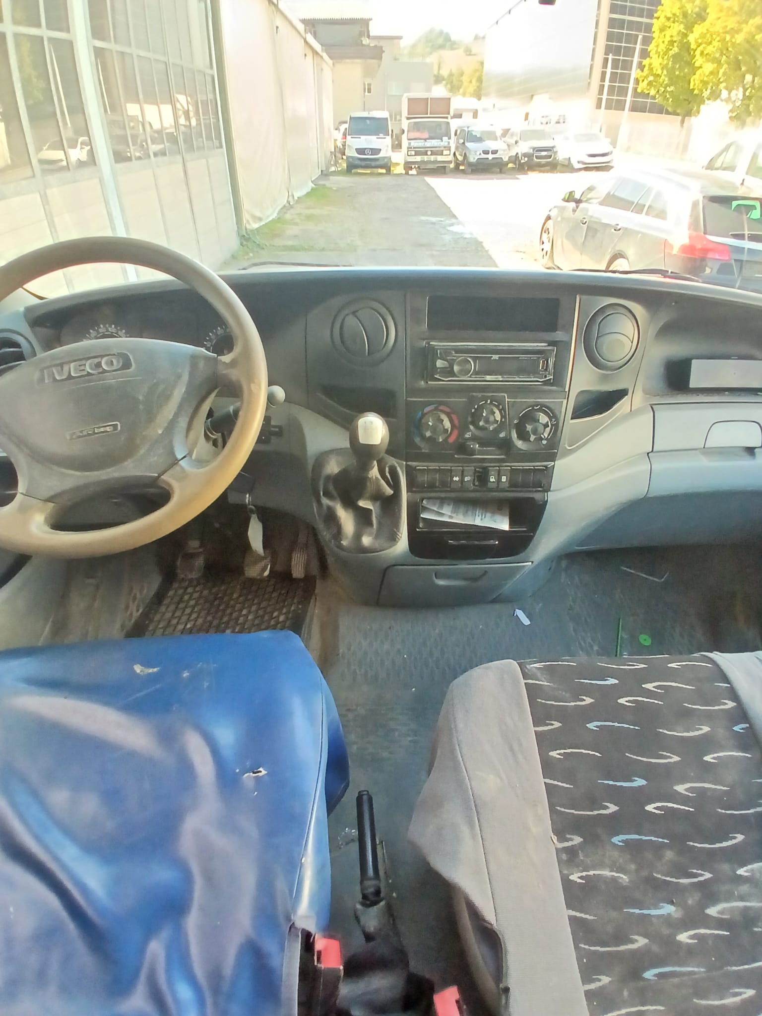 IVECO 35 S 14 D GBCA65A1B1-image-10