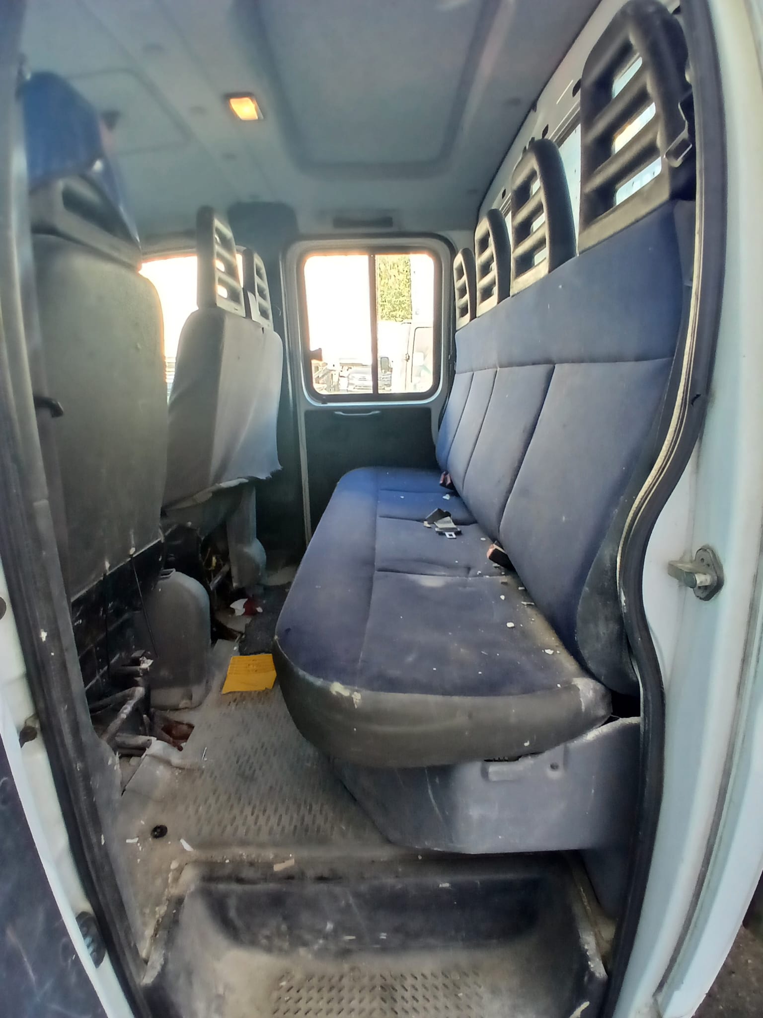 IVECO 35 S 14 D GBCA65A1B1-image-7