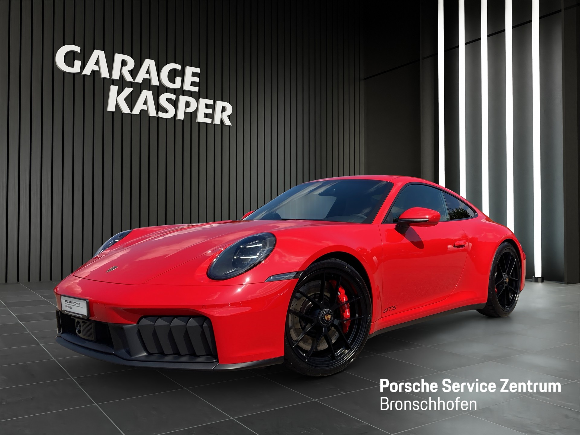 PORSCHE 911 Carrera GTS-image-0