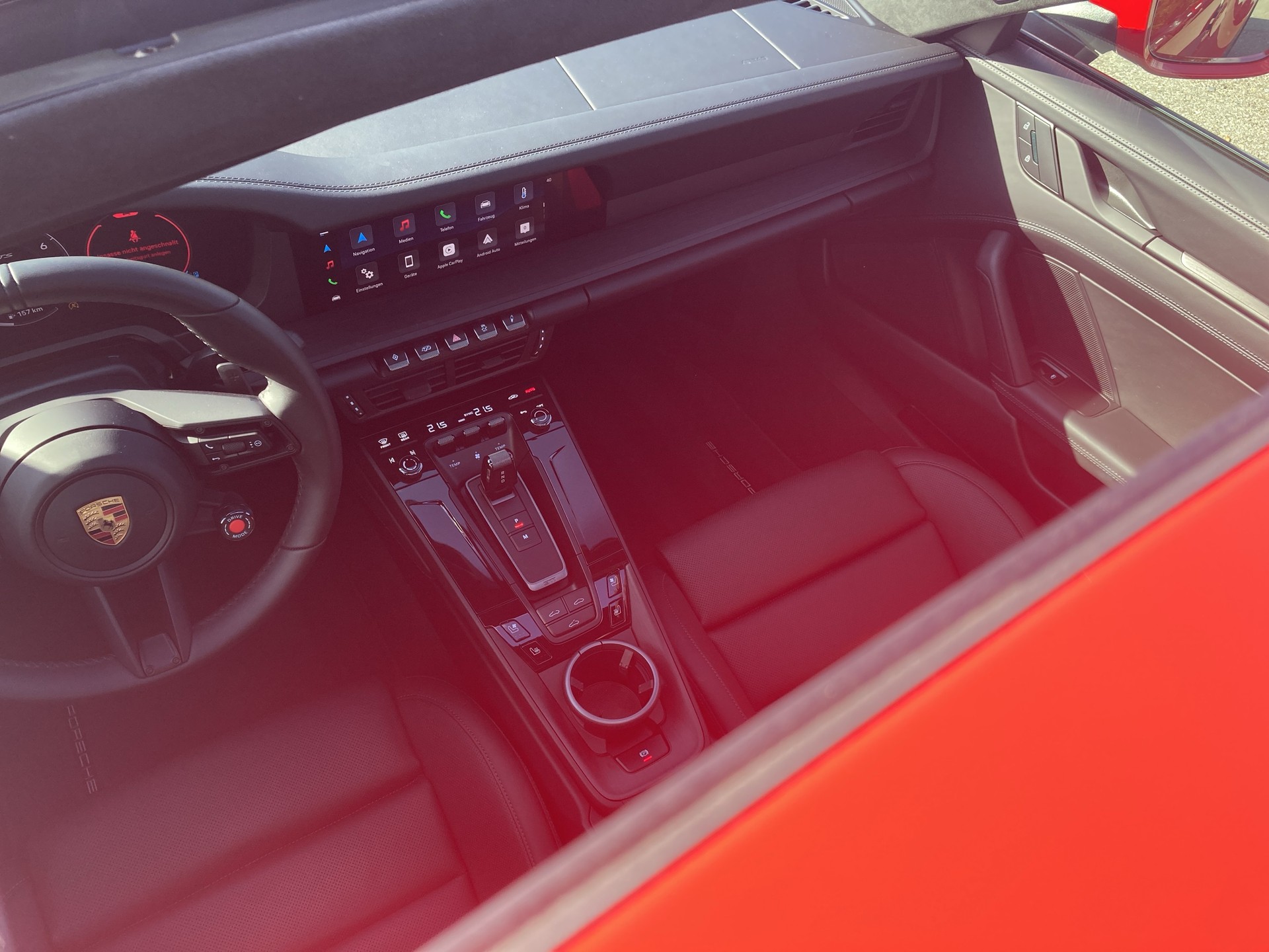 PORSCHE 911 Carrera GTS-image-31