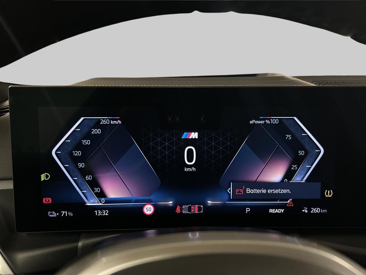 BMW i4 xDrive40-image-10