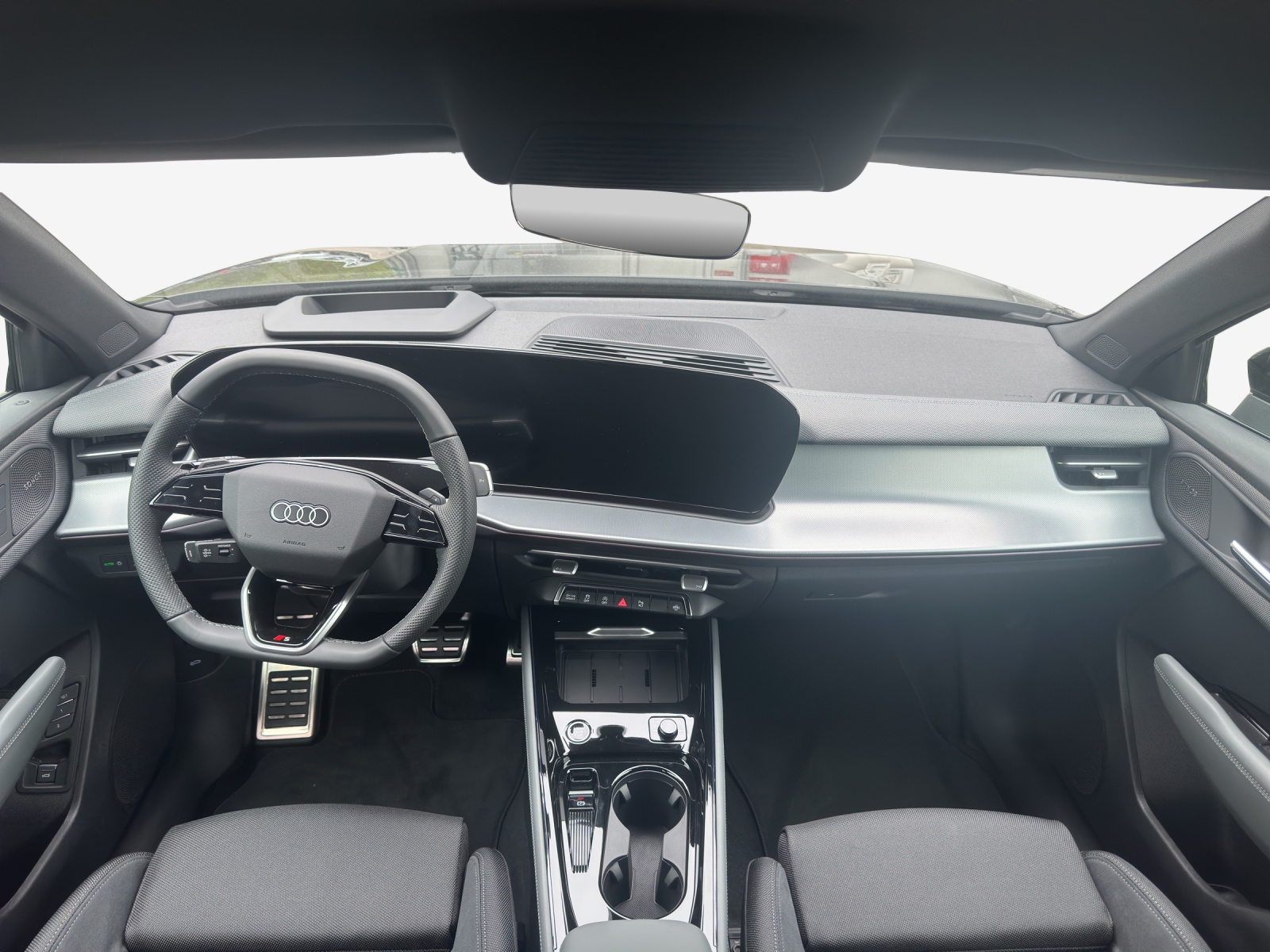 AUDI Q3 SUV TFSI quattro 150 kW S tronic-image-12