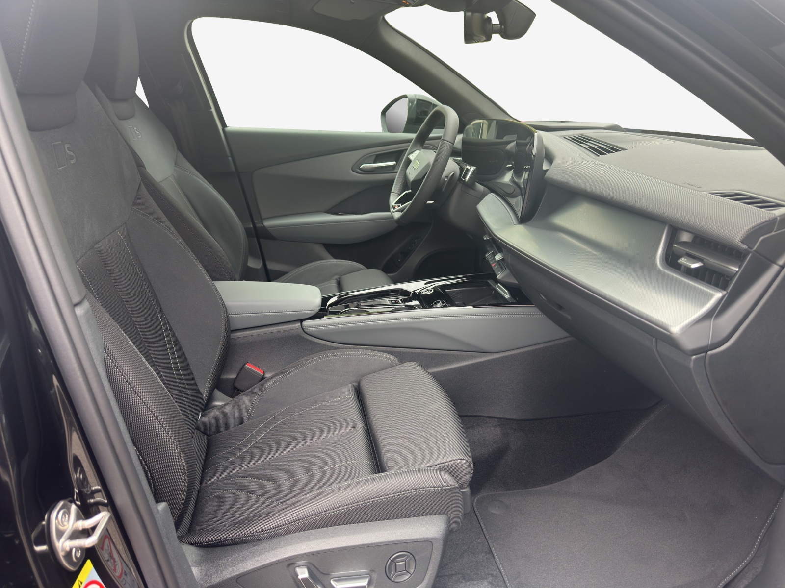 AUDI Q3 SUV TFSI quattro 150 kW S tronic-image-7