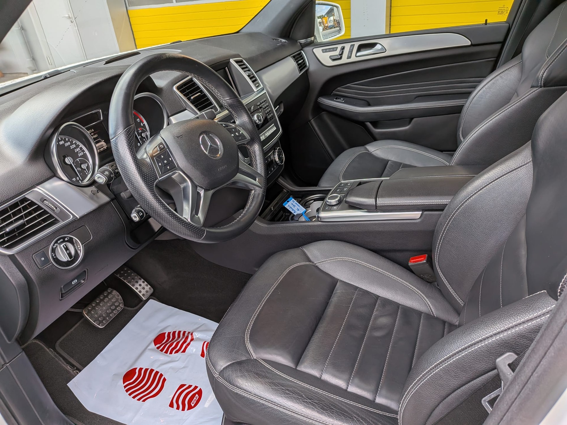 MERCEDES-BENZ ML 350 BlueTEC Executive 4Matic 7G-Tronic-image-6