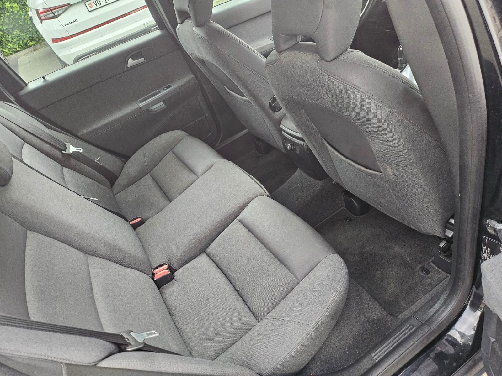 VOLVO V50 1.6-image-6