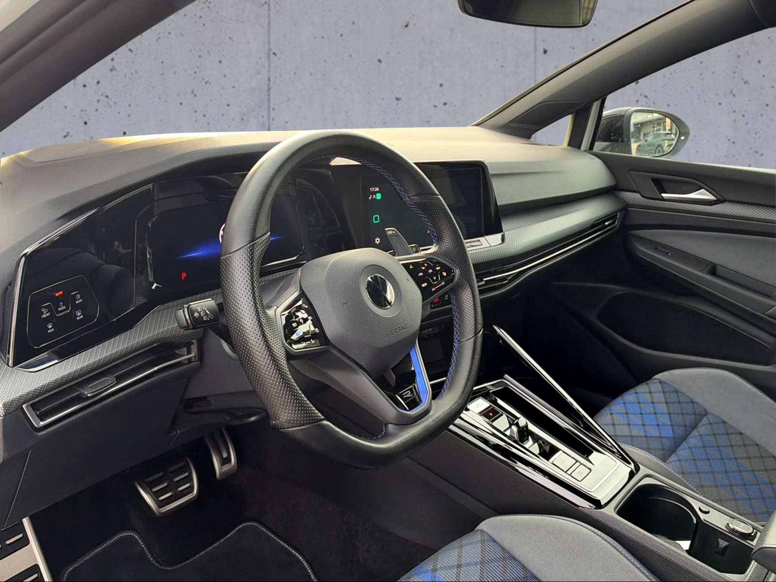 VW Golf 2.0 TSI R DSG 4Motion R Performance-image-2