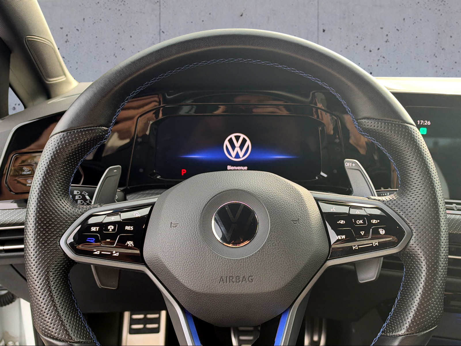 VW Golf 2.0 TSI R DSG 4Motion R Performance-image-3