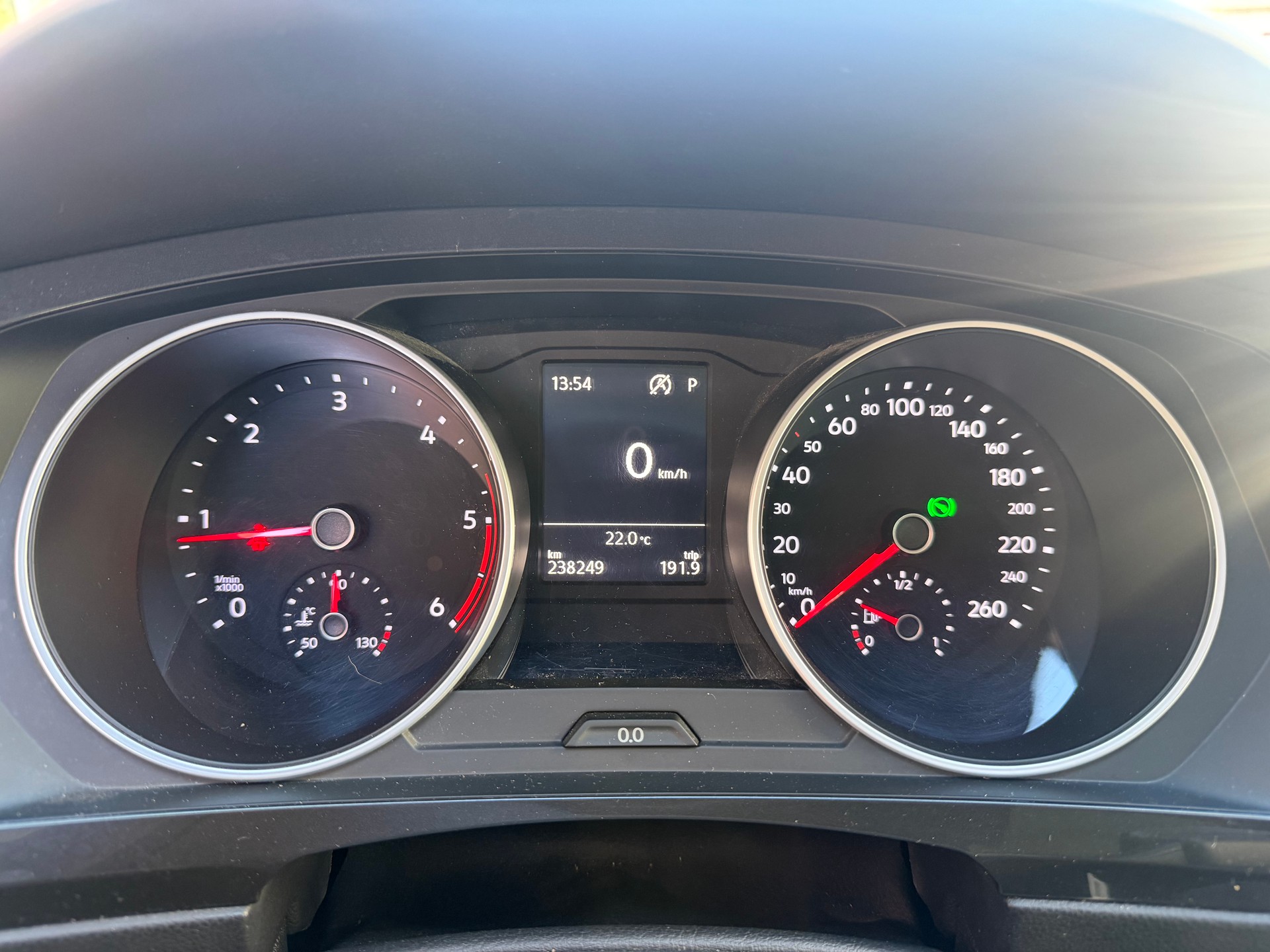 VW Tiguan 2.0 TDI SCR Comfortline 4Motion DSG-image-4