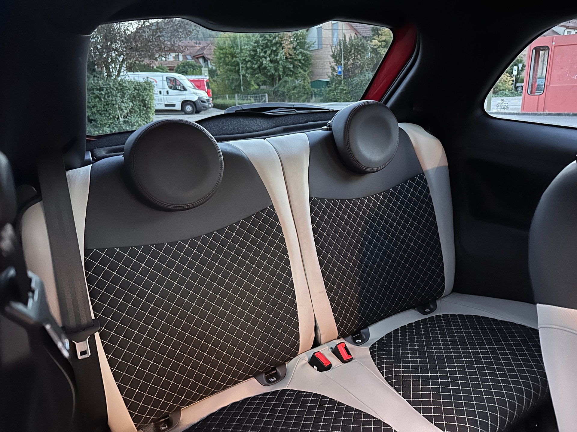 FIAT 500 0.9 Twinair Swiss Edition-image-14