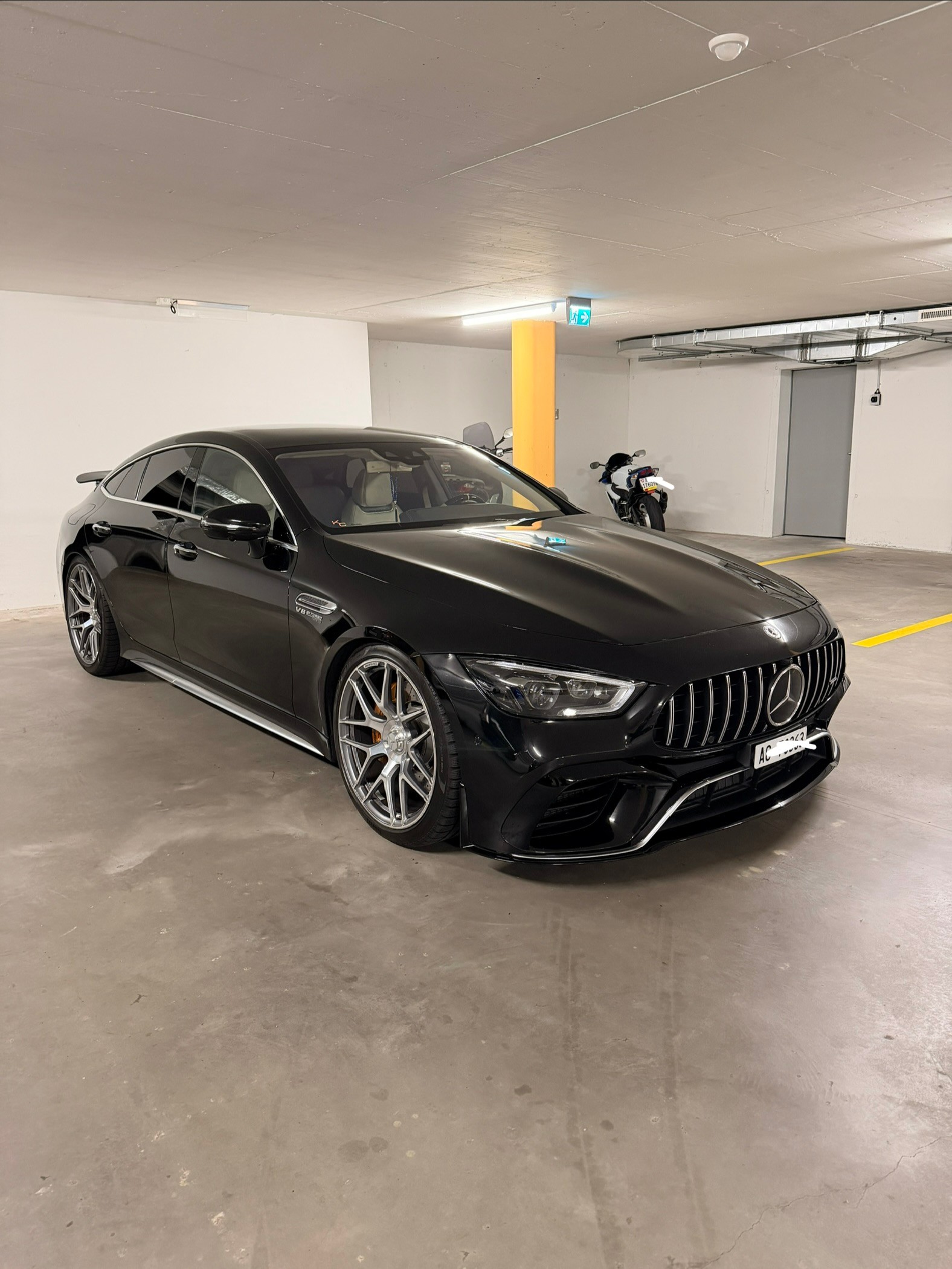 Car photo