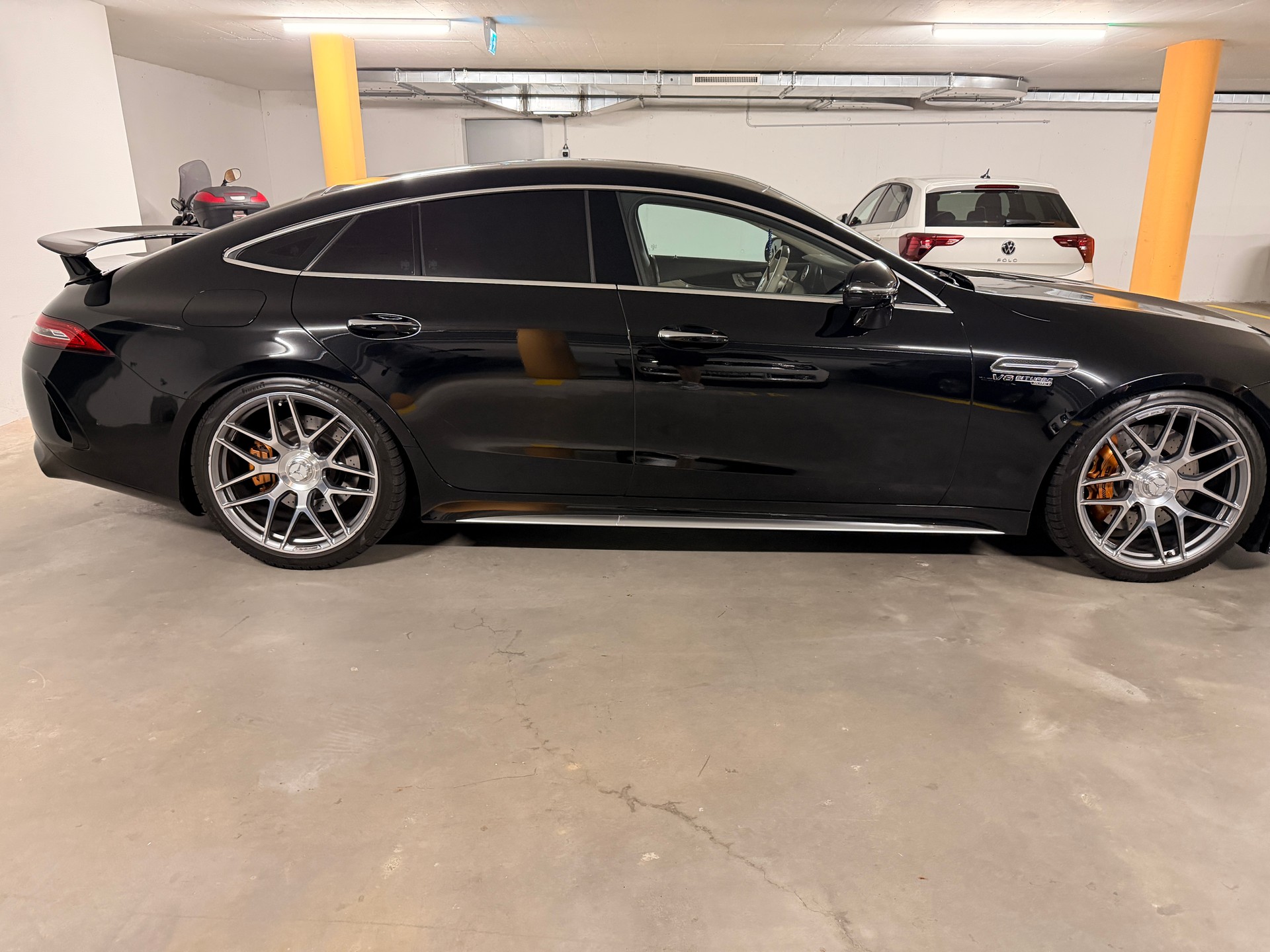 MERCEDES-BENZ AMG GT 63 S 4matic+-image-1