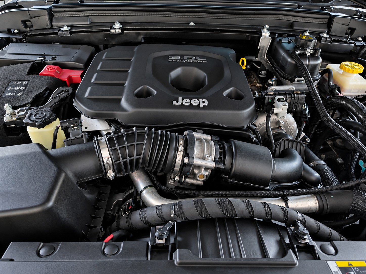 JEEP Wrangler 2.2MJ Unlimited Sahara Automatic-image-12