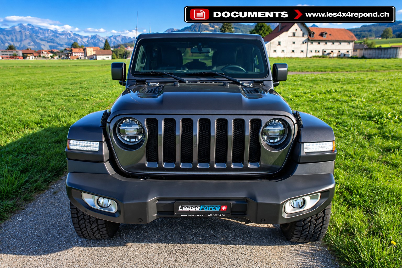 JEEP Wrangler 2.2MJ Unlimited Sahara Automatic-image-1