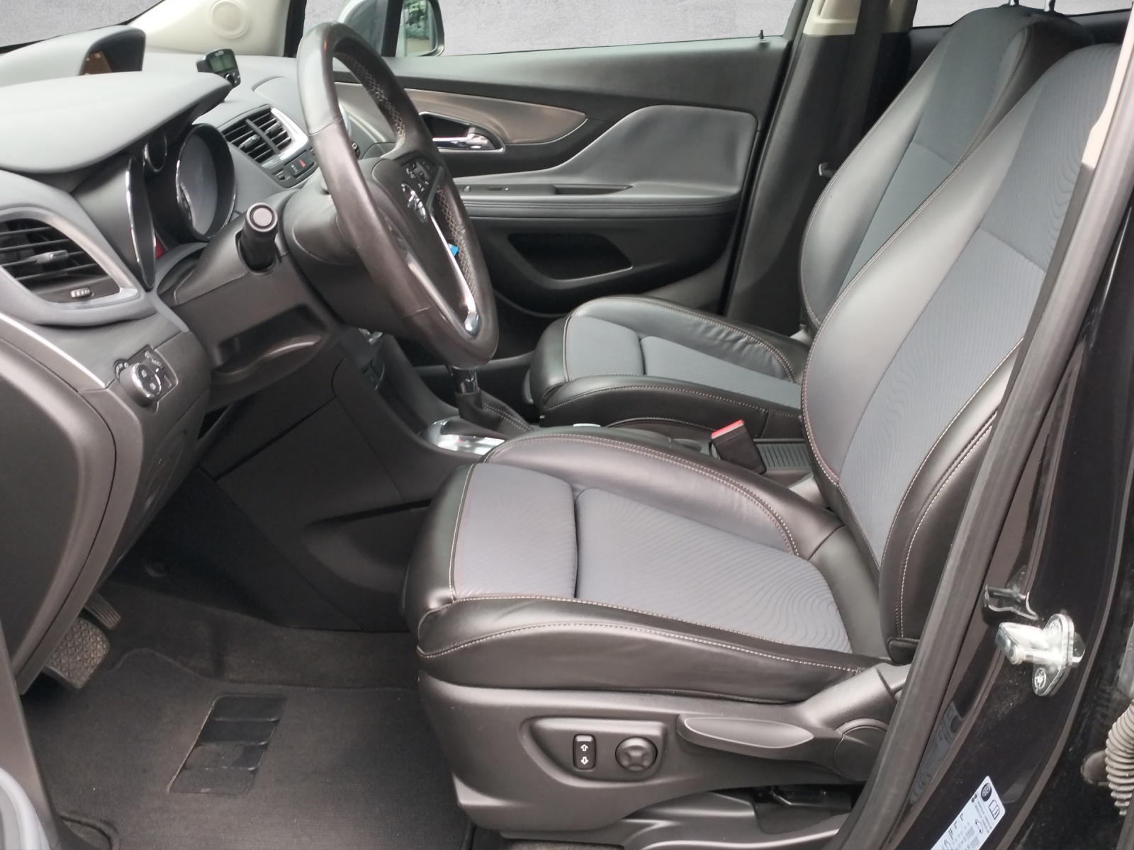 OPEL Mokka 1.4i 16V Turbo Cosmo 2WD Automatik-image-5