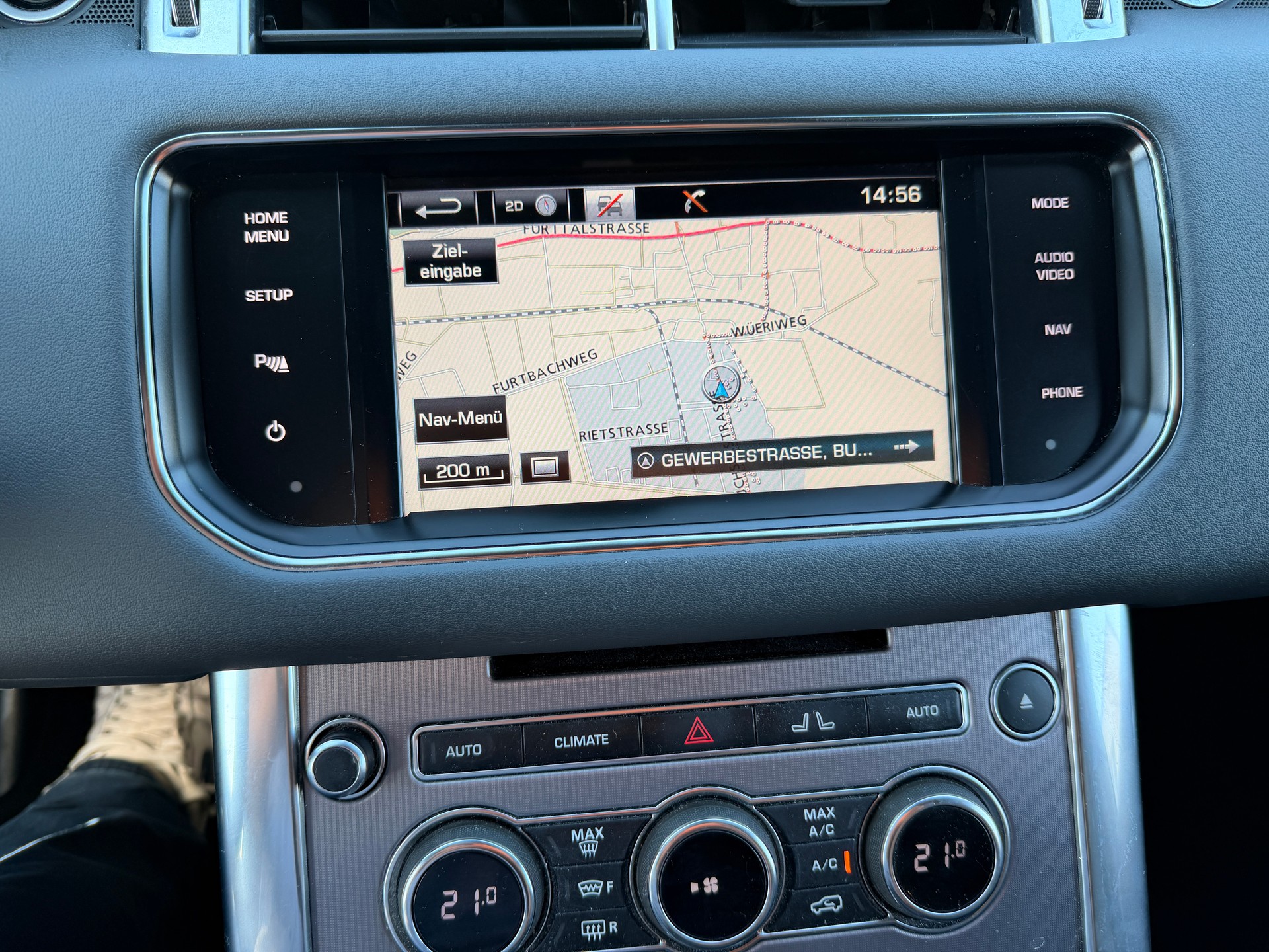 LAND ROVER Range Rover Sport 3.0 SDV6 HSE Automatic-image-8