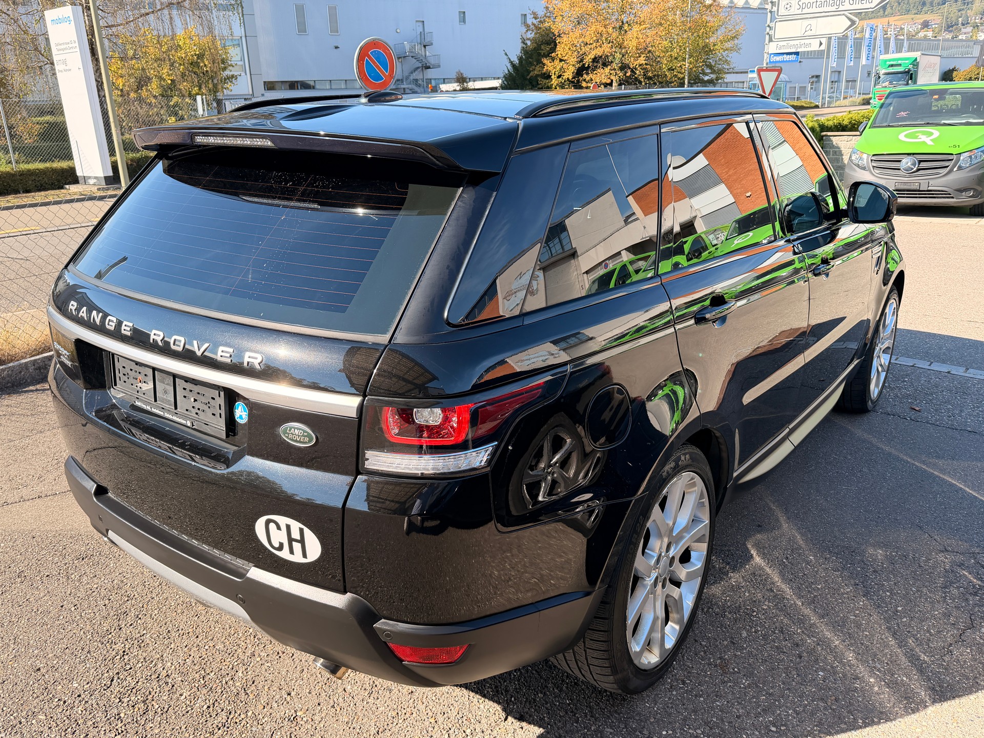 LAND ROVER Range Rover Sport 3.0 SDV6 HSE Automatic-image-4