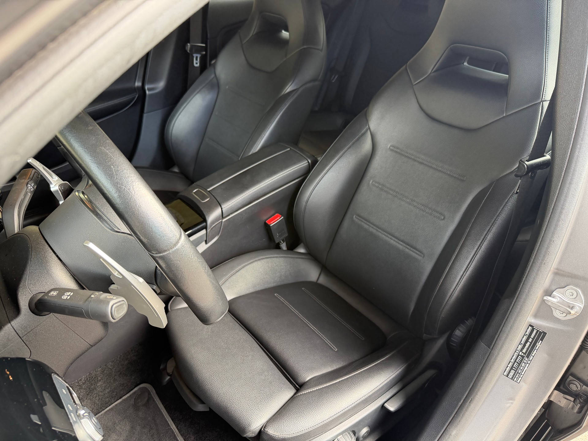 MERCEDES-BENZ A 200 Progressive 7G-DCT-image-7