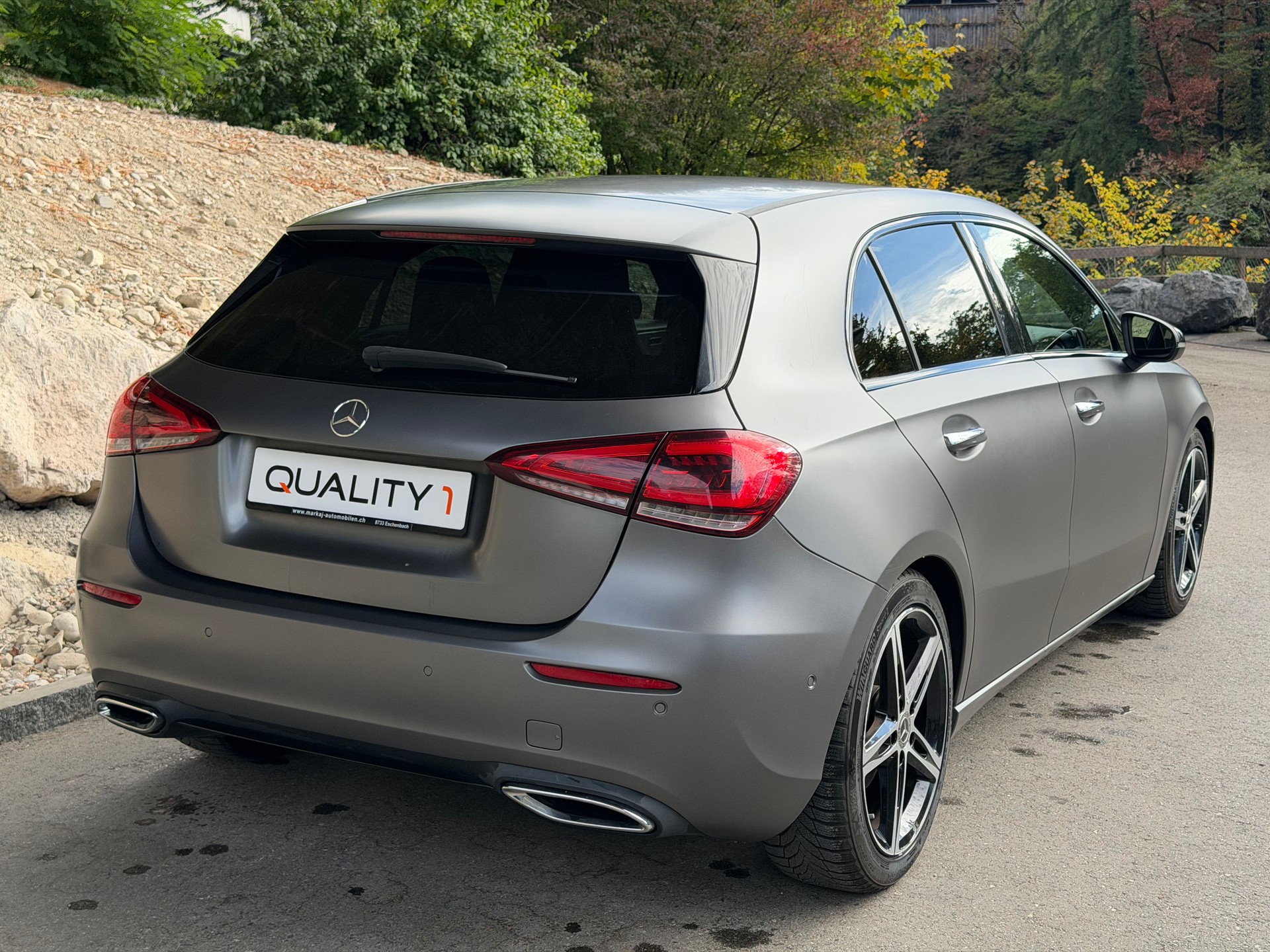 MERCEDES-BENZ A 200 Progressive 7G-DCT-image-3