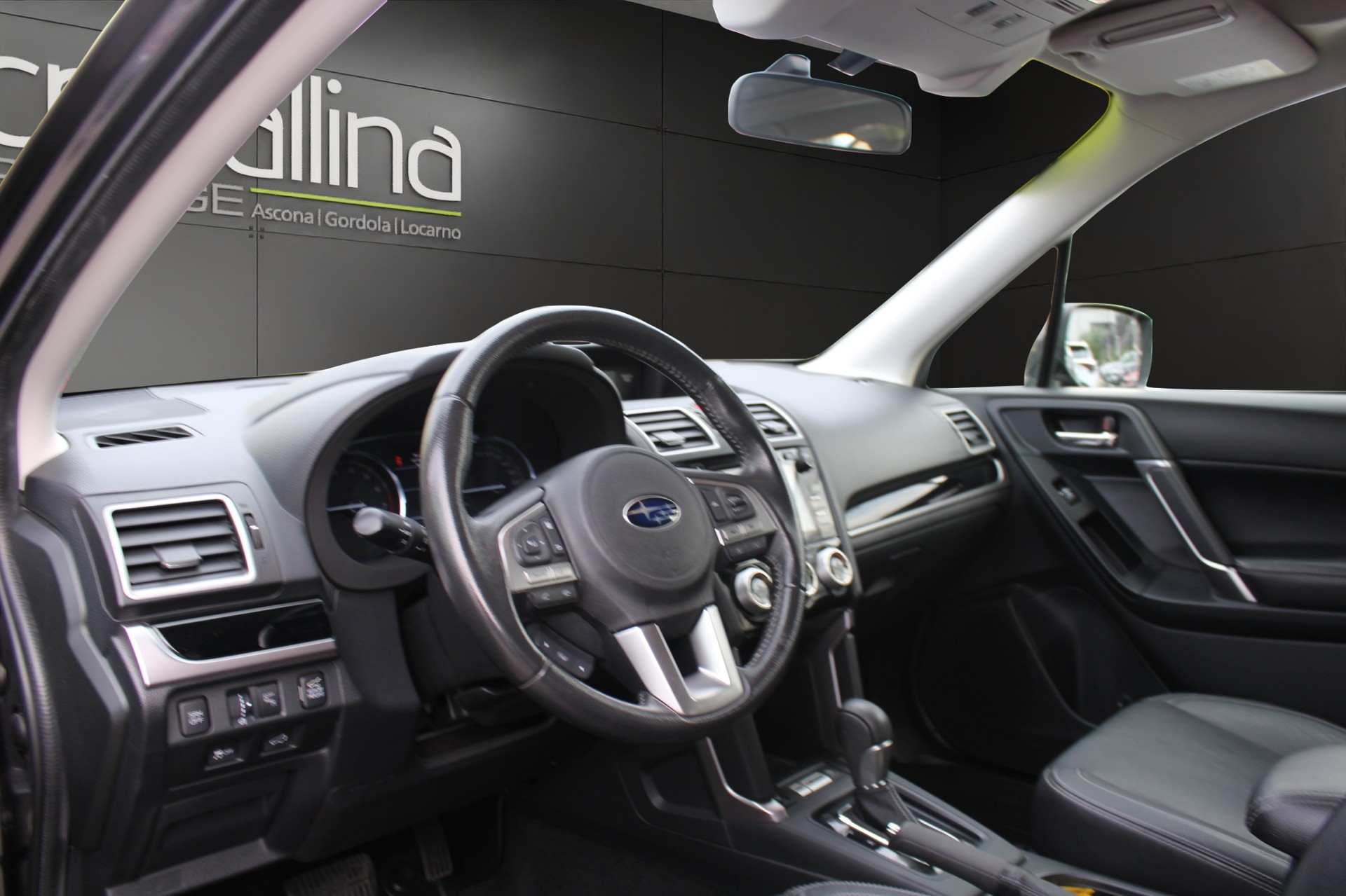 SUBARU Forester Station 2.0 Executive-image-7
