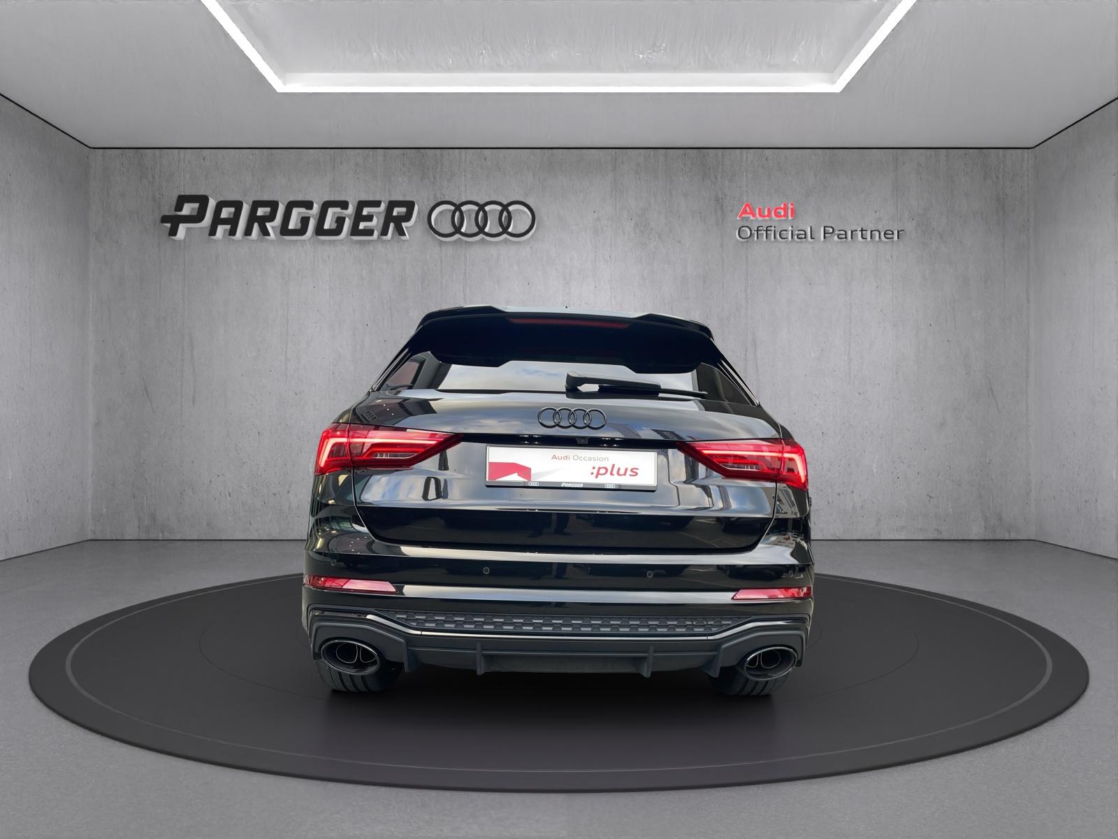 AUDI RS Q3 2.5 TFSI quattro S tronic-image-3