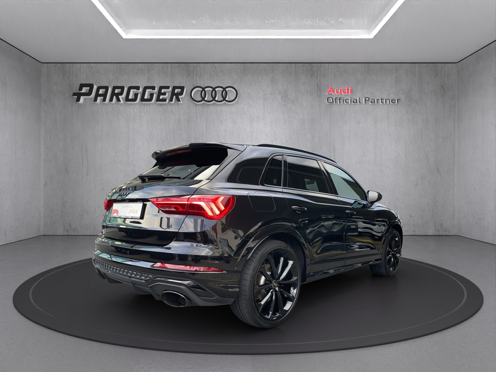 AUDI RS Q3 2.5 TFSI quattro S tronic-image-5