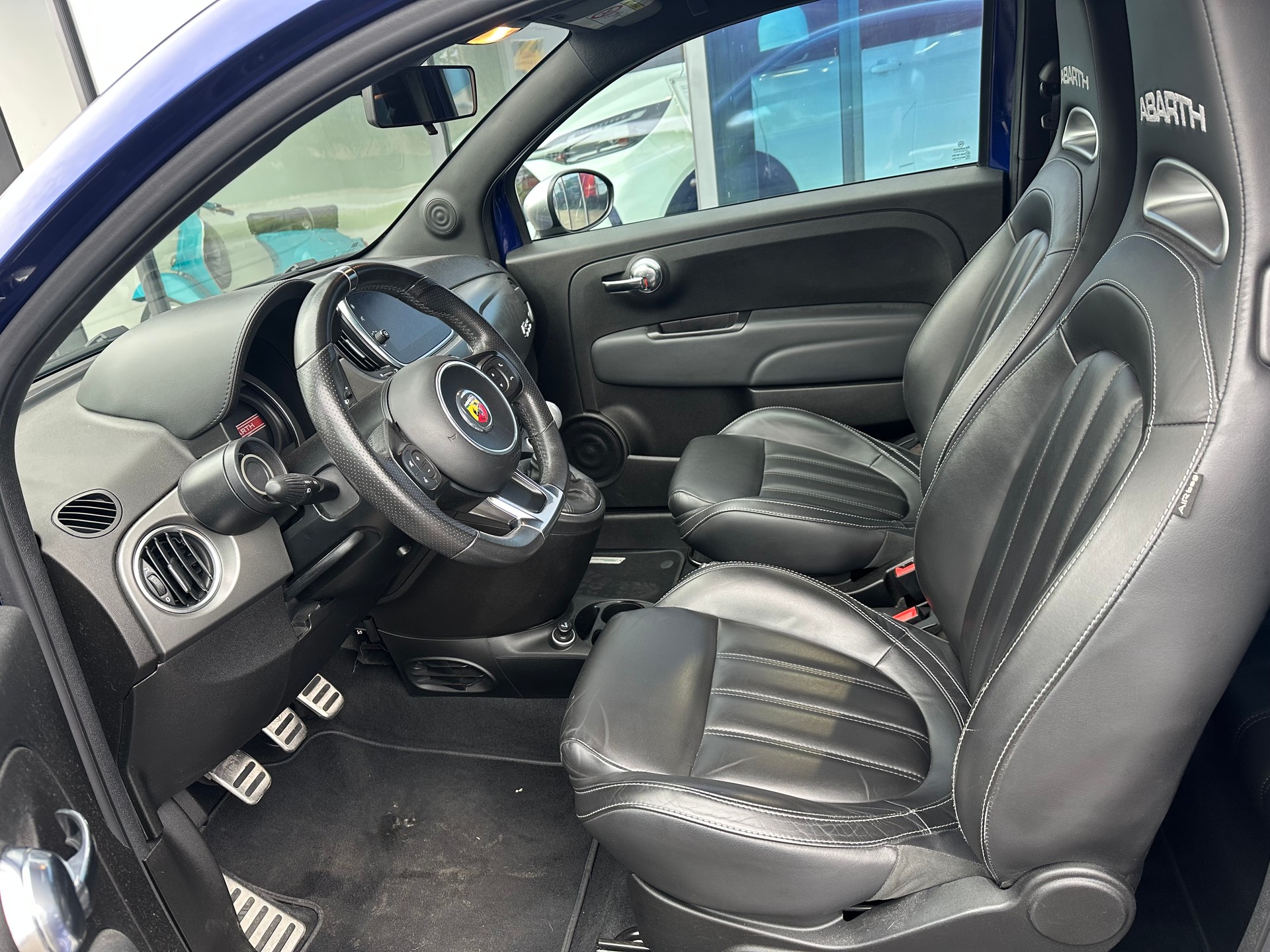 FIAT 595 Abarth 1.4 T-Jet 165 Turis-image-10