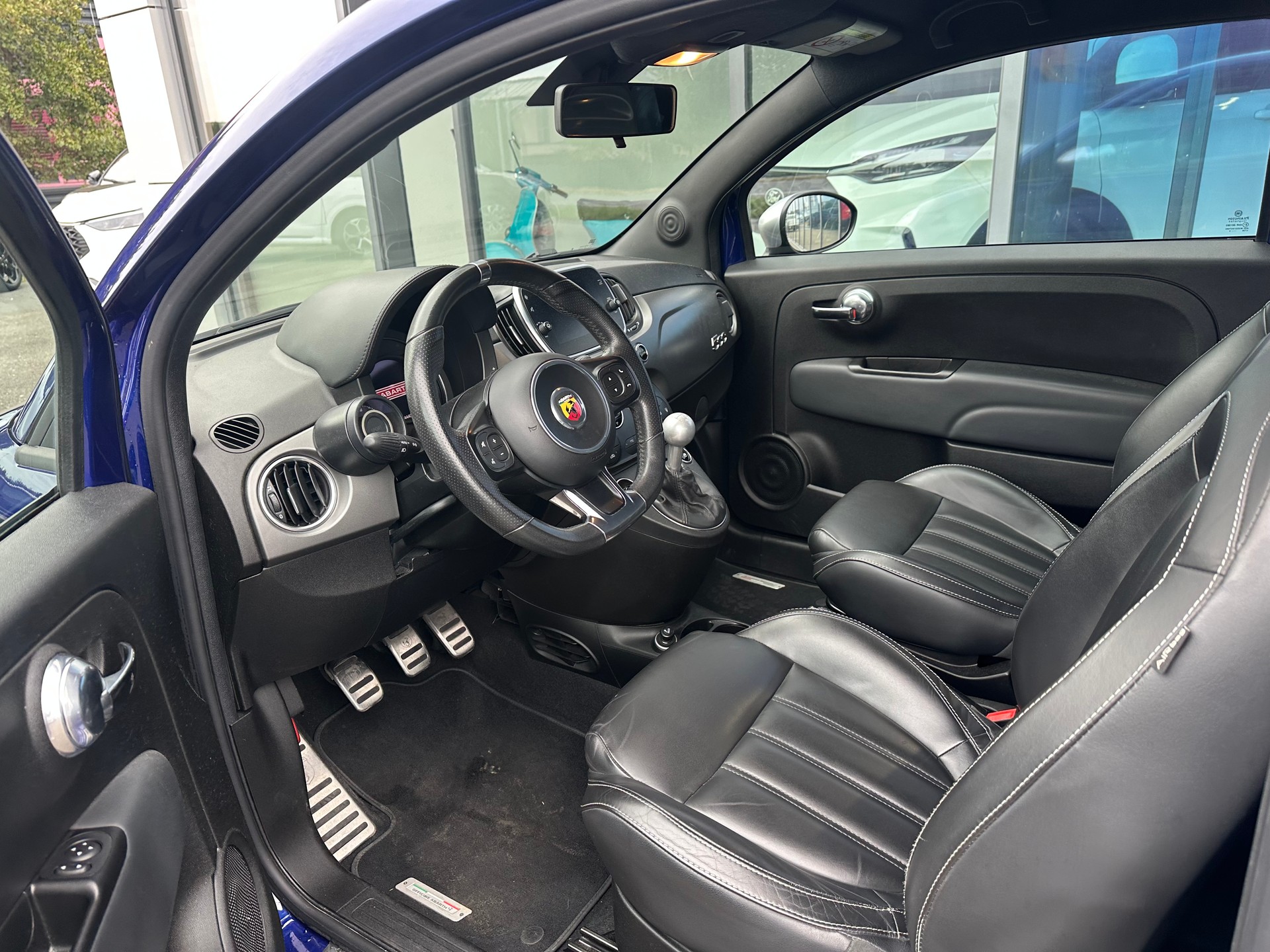 FIAT 595 Abarth 1.4 T-Jet 165 Turis-image-9