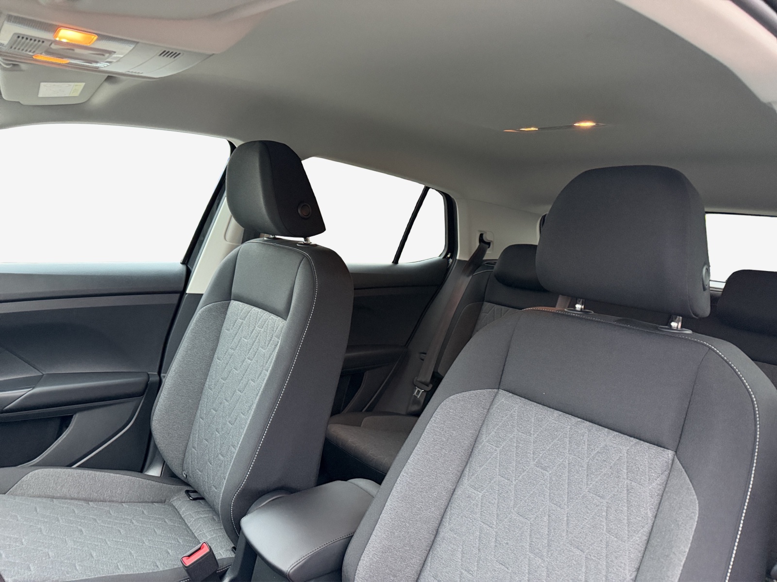 VW T-Cross 1.0 TSI EVO Life DSG-image-14