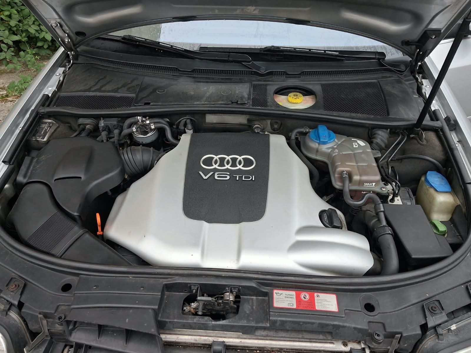 AUDI A6 2.5 TDI-image-8