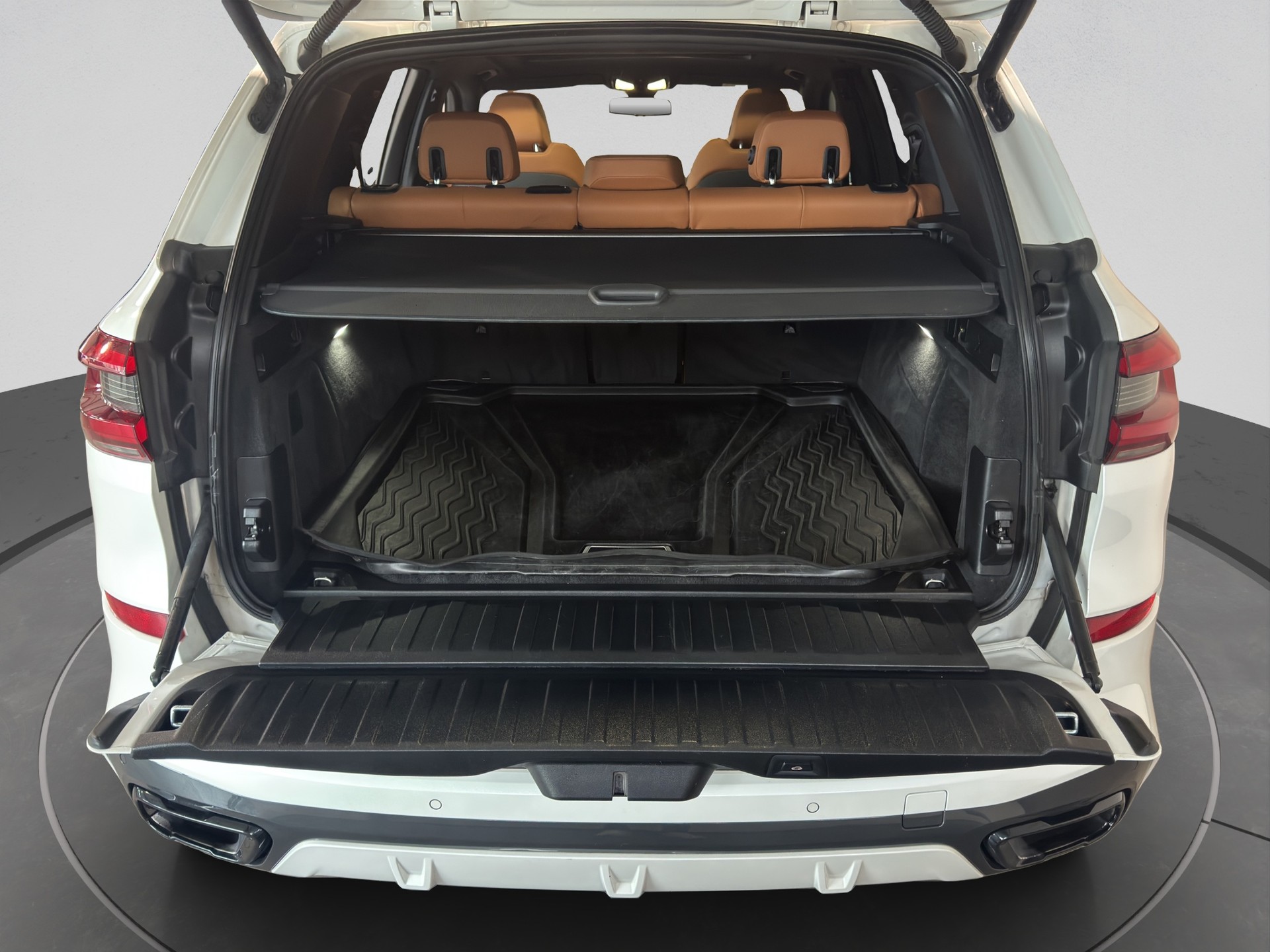 BMW X5 xDrive 25d M Sport Steptronic-image-16