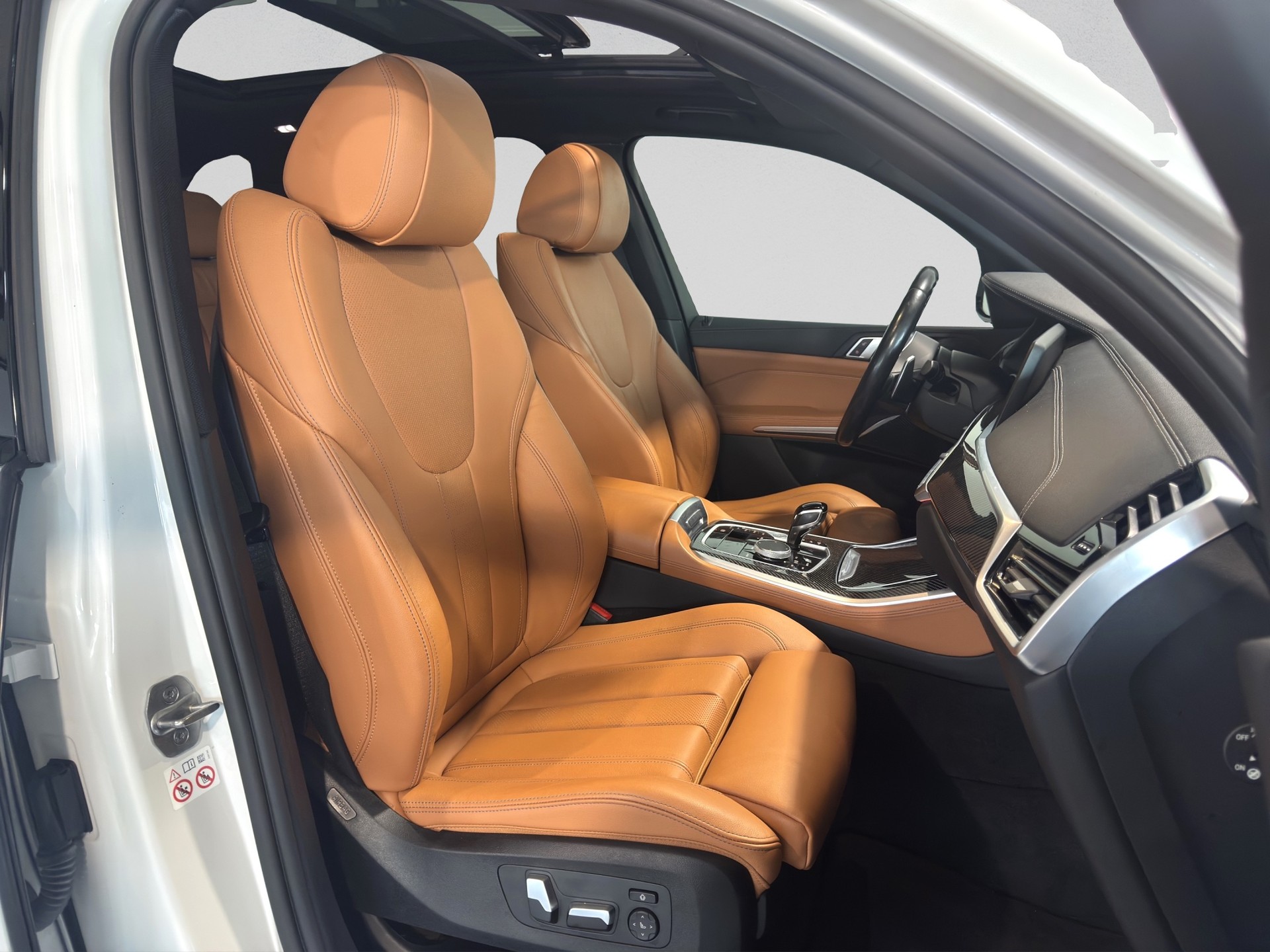 BMW X5 xDrive 25d M Sport Steptronic-image-15